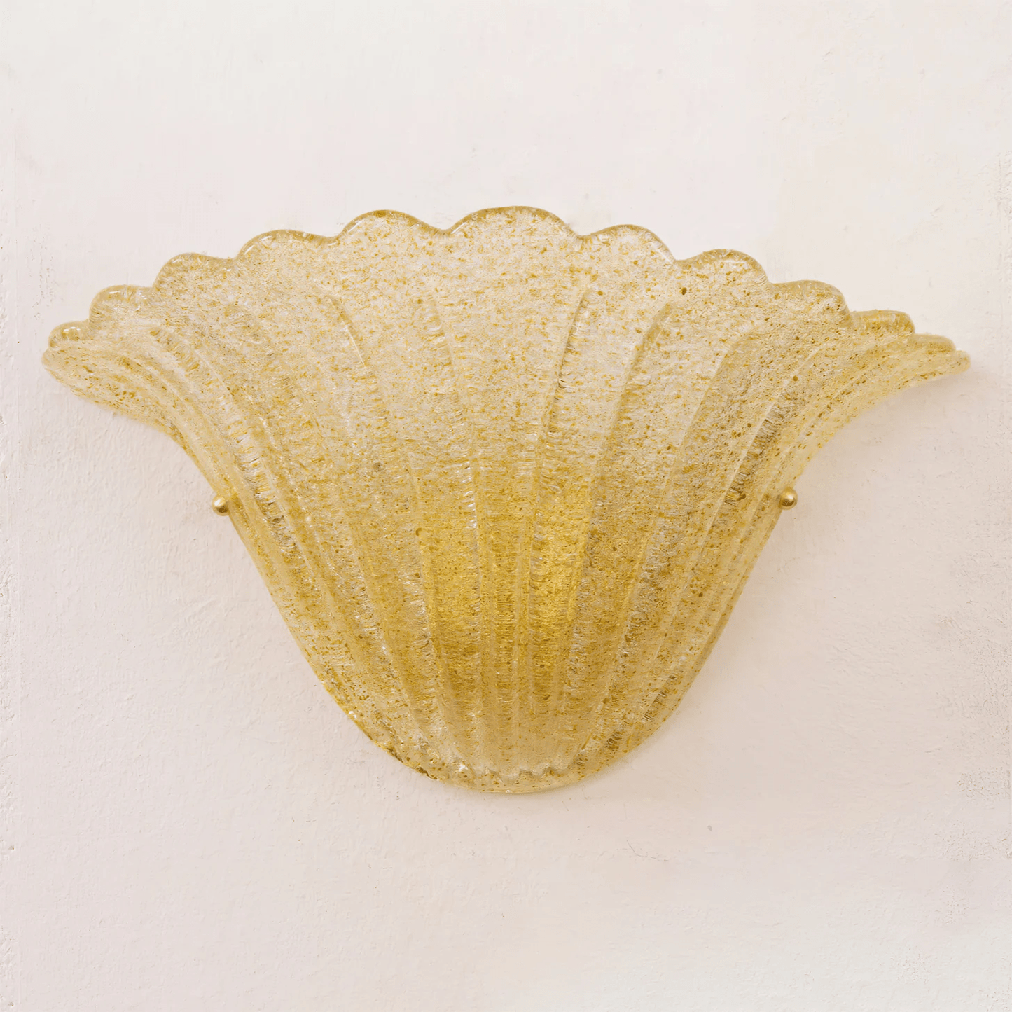 Scallop Edge Glass Wall Lamp - YIOSI