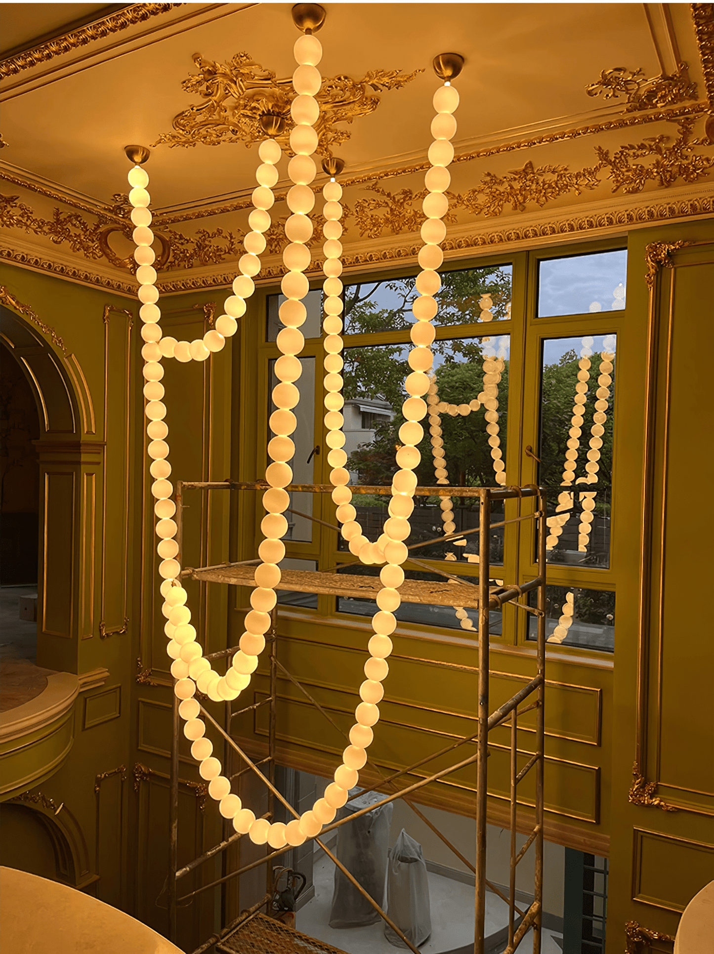 Halti Necklace Acrylic Chandelier - YIOSI