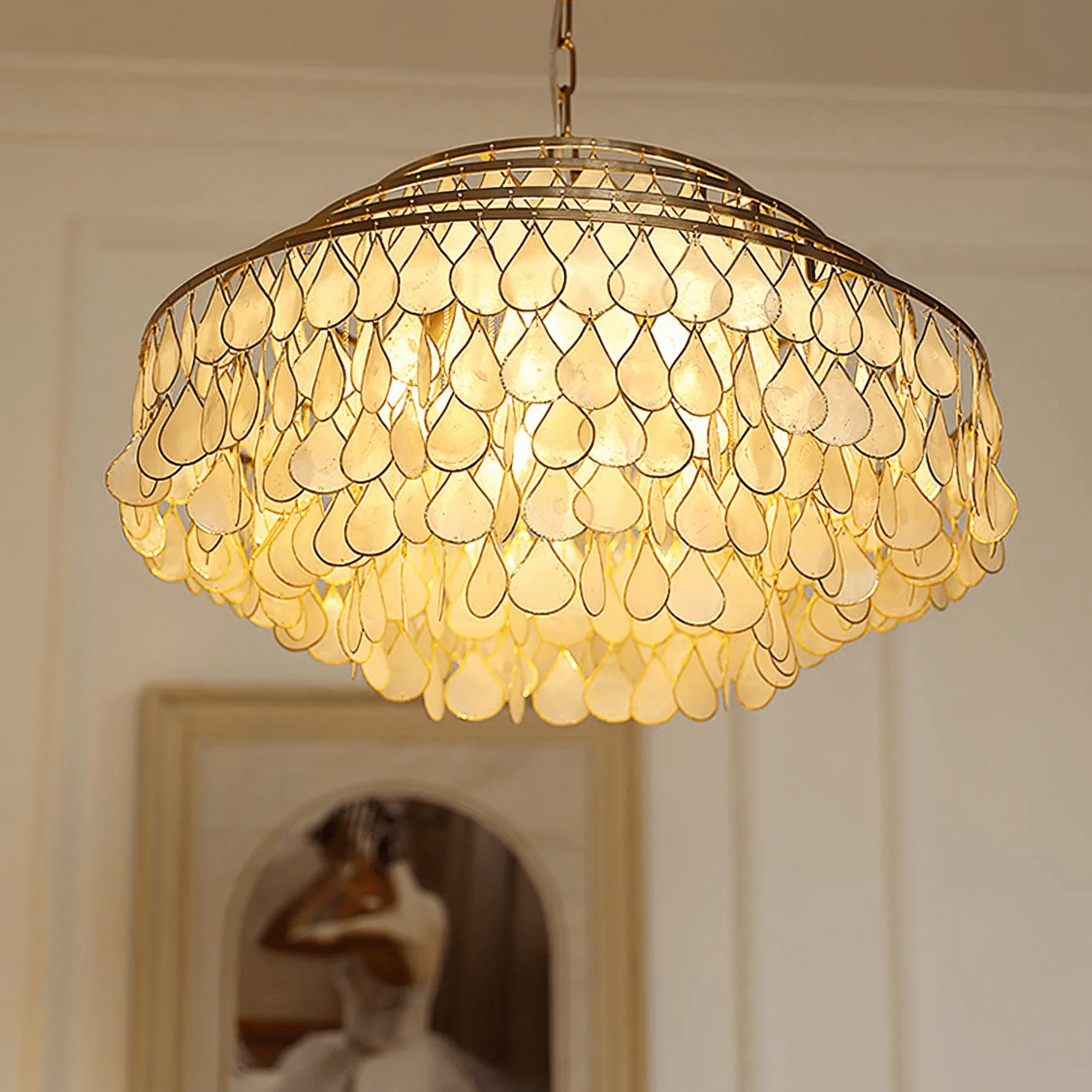 Teardrops Shell Chandelier - YIOSI