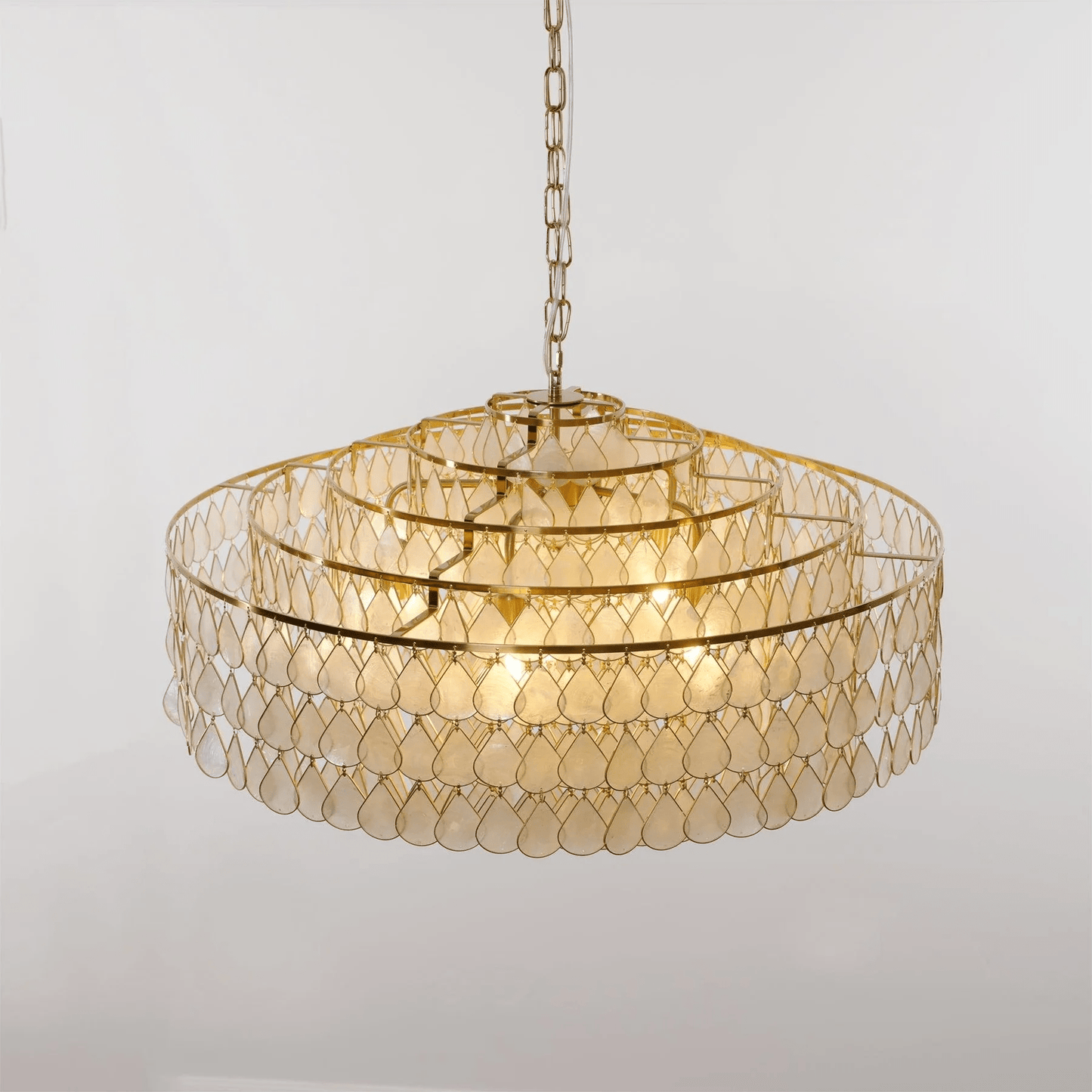 Teardrops Shell Chandelier - YIOSI