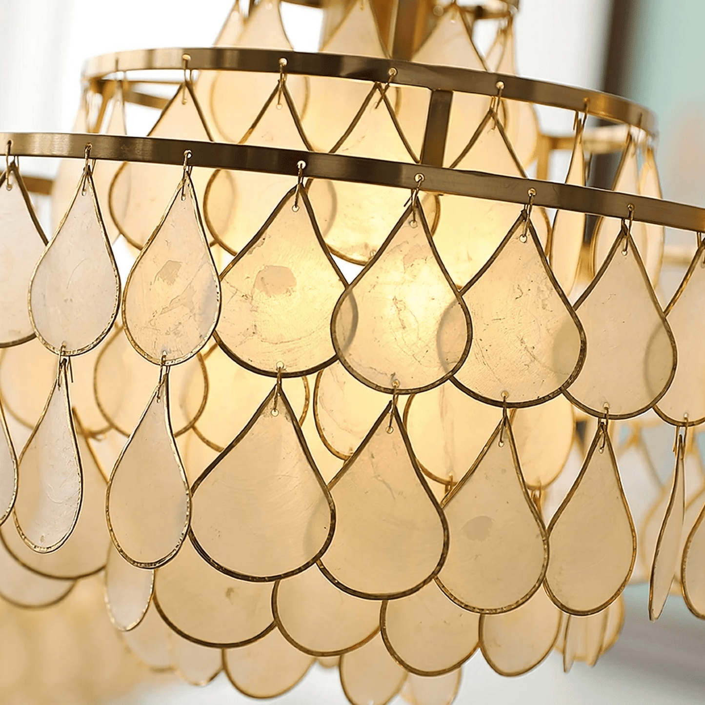 Teardrops Shell Chandelier - YIOSI