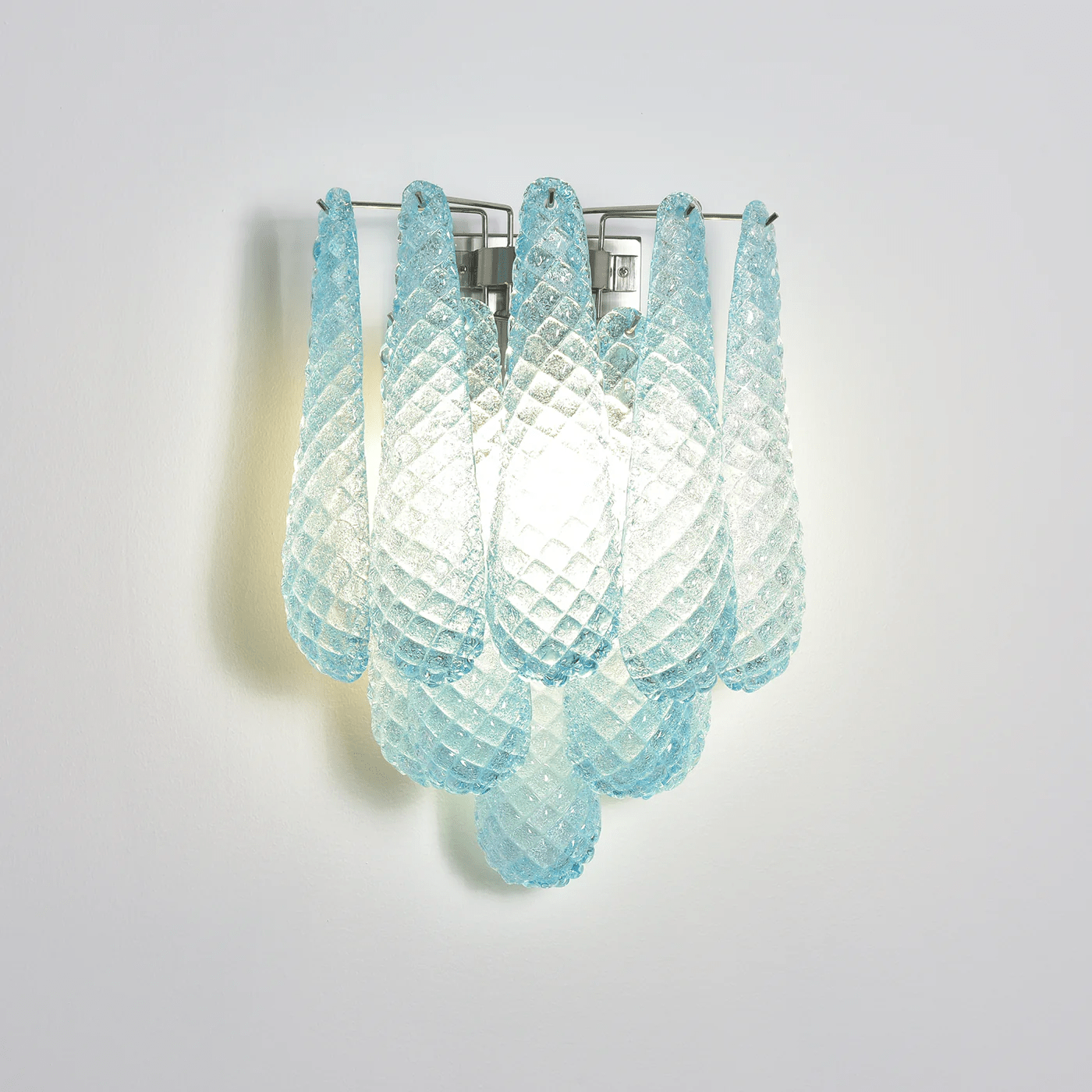 Lagoon Bloom Wall Lamp - YIOSI