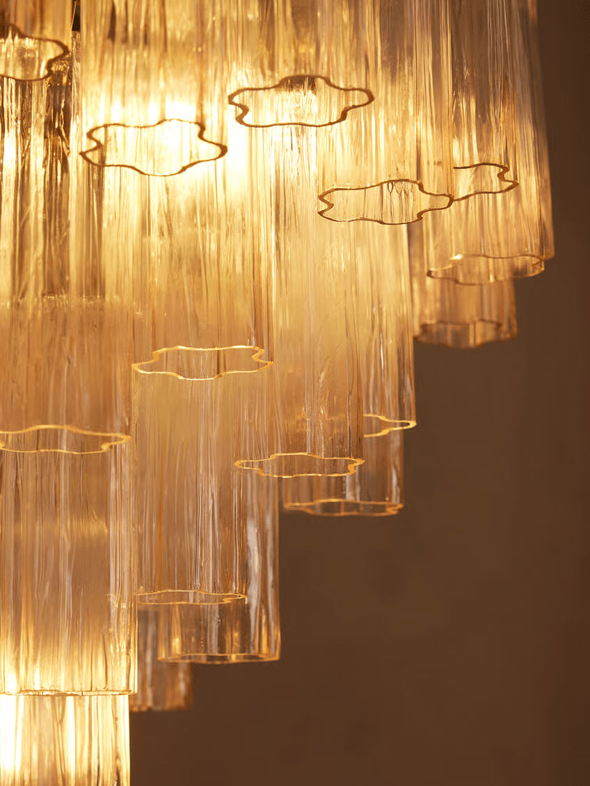 Chiara Chandelier - YIOSI