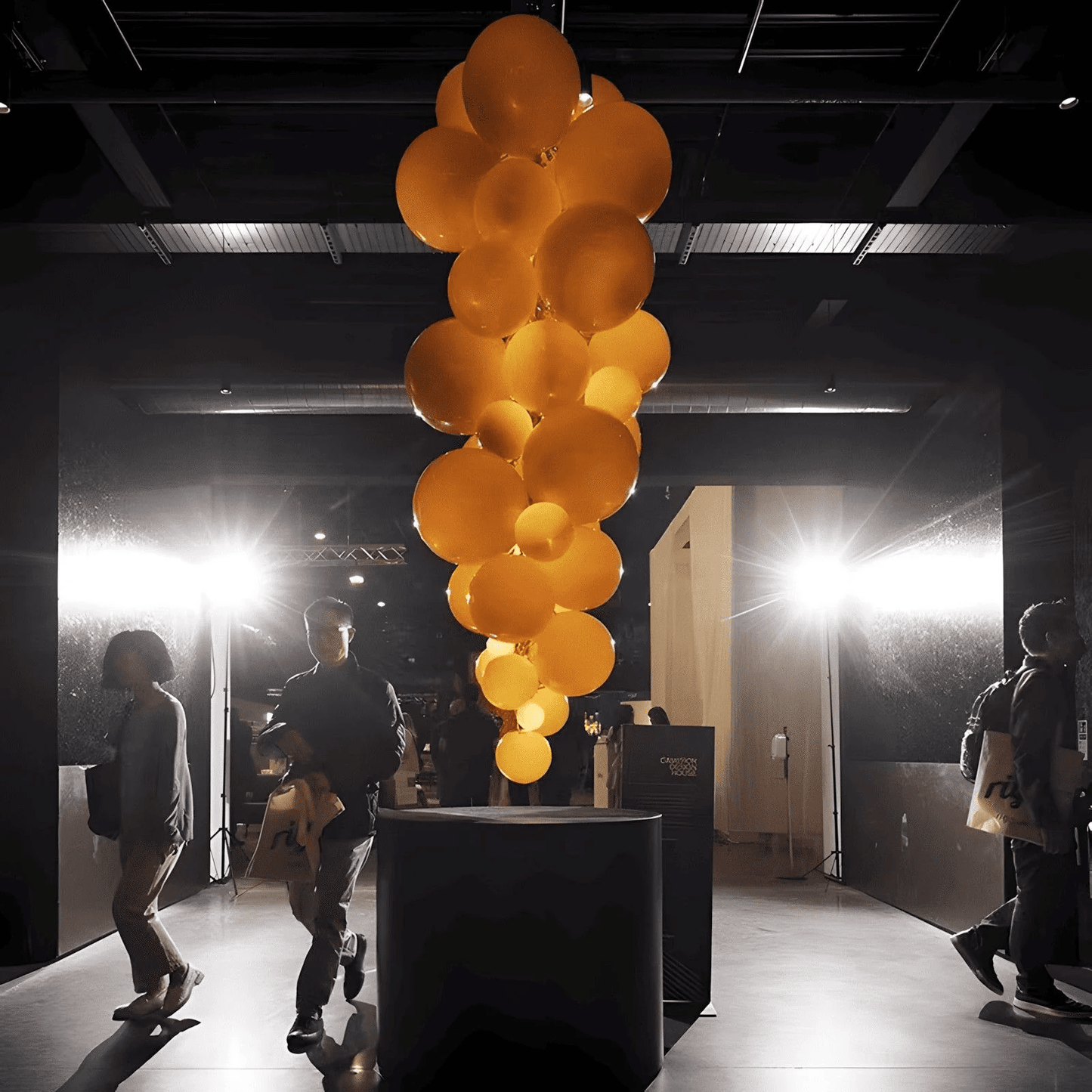 Velymo Grapetta Chandelier - YIOSI