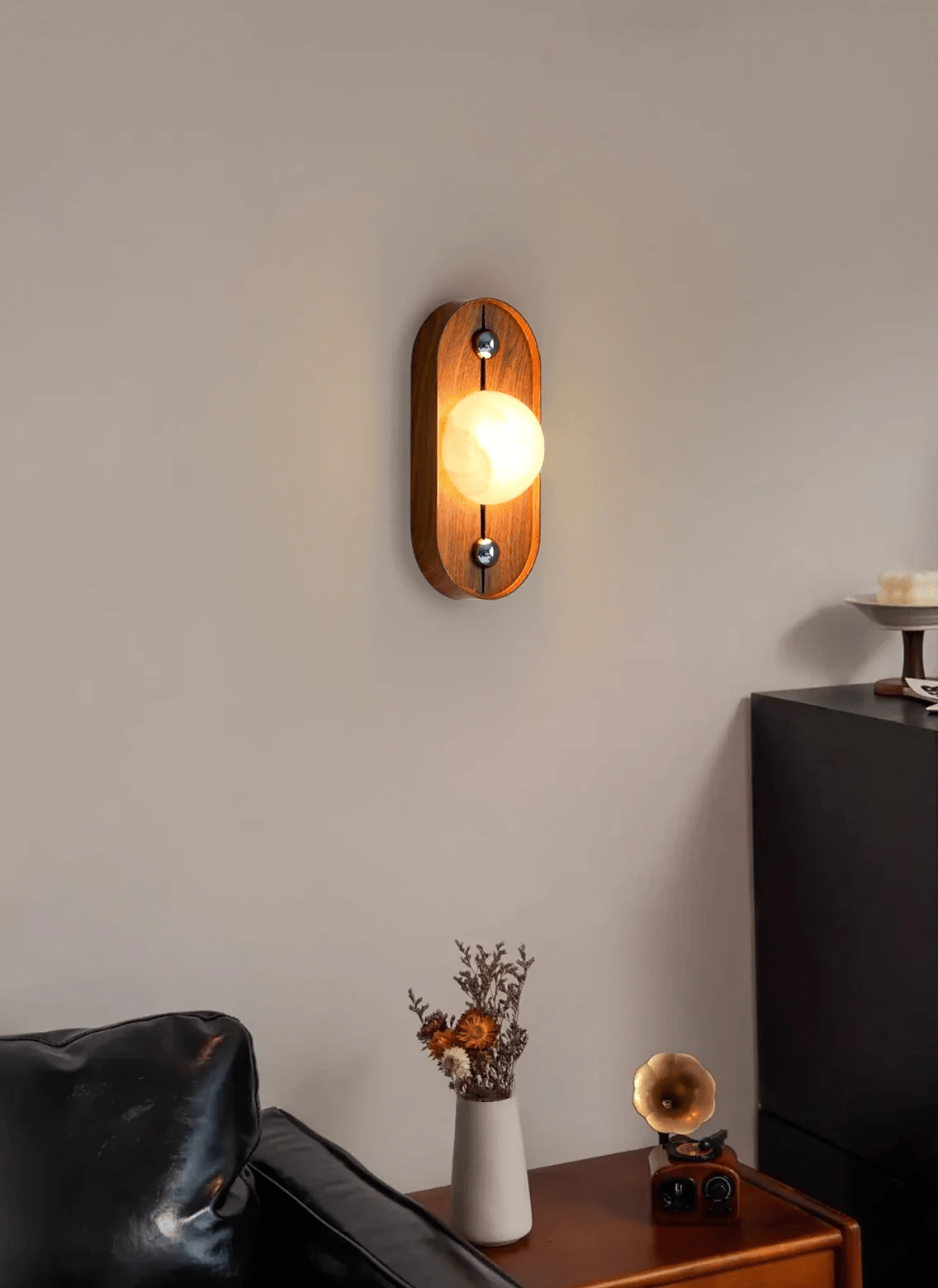 Koyan Alabaster Wall Lamp - YIOSI