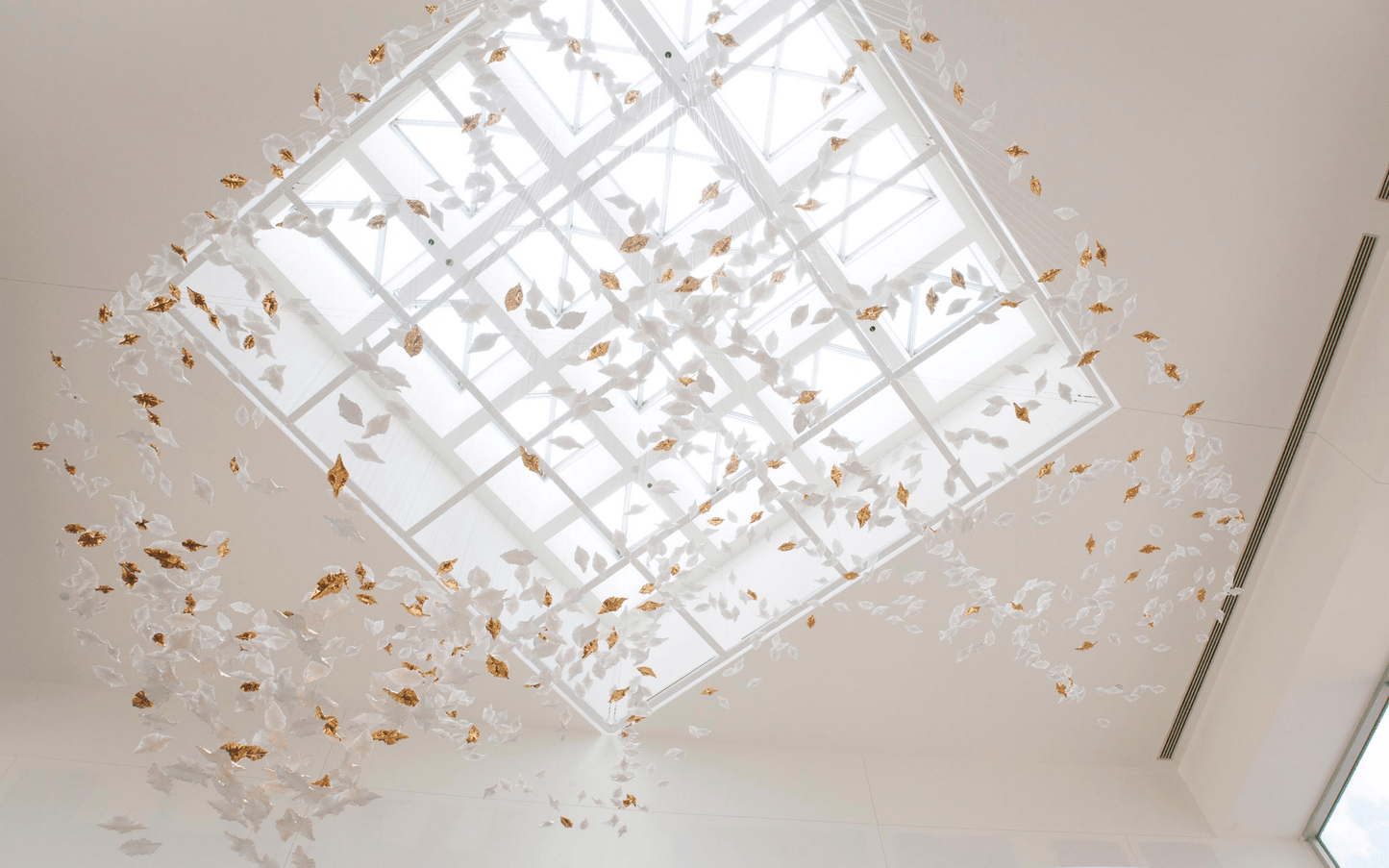 Leaf Twisted Sculptural Customize Chandelier - YIOSI