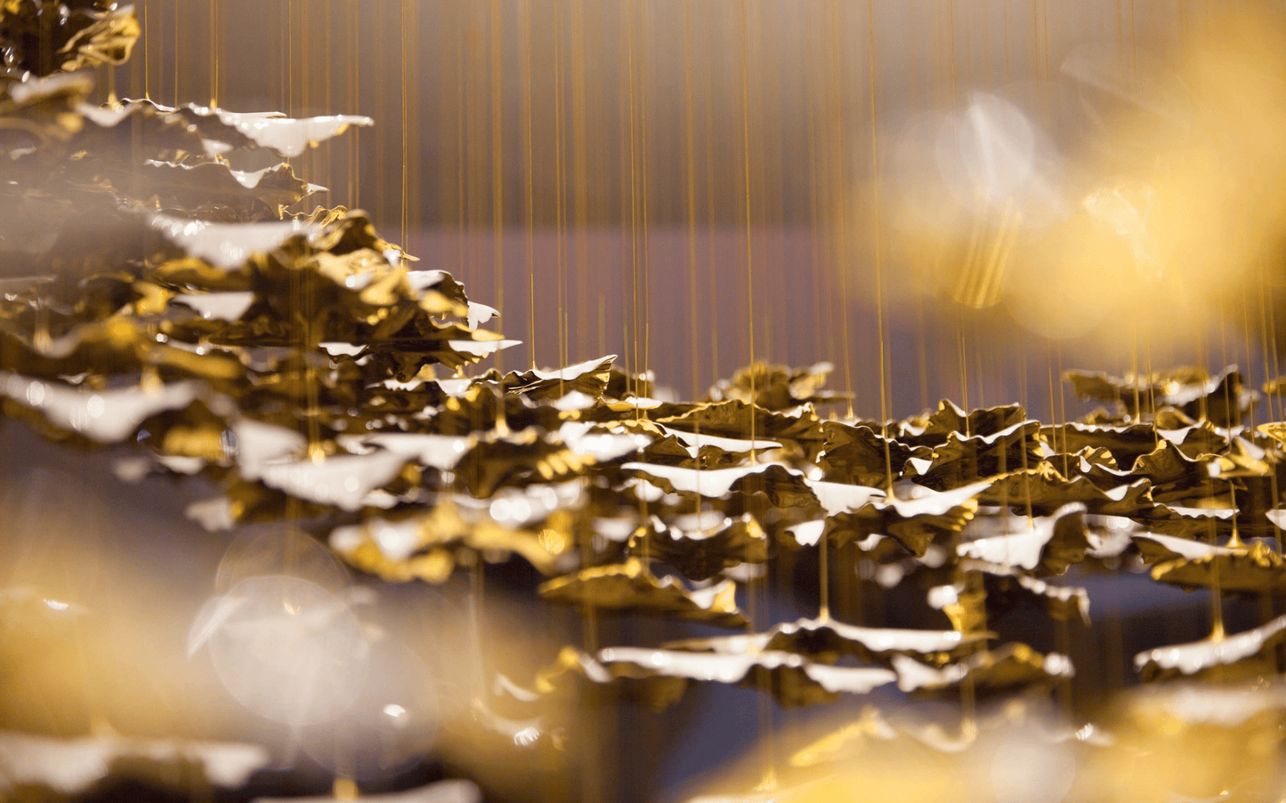 Leaf Twisted Sculptural Customize Chandelier - YIOSI