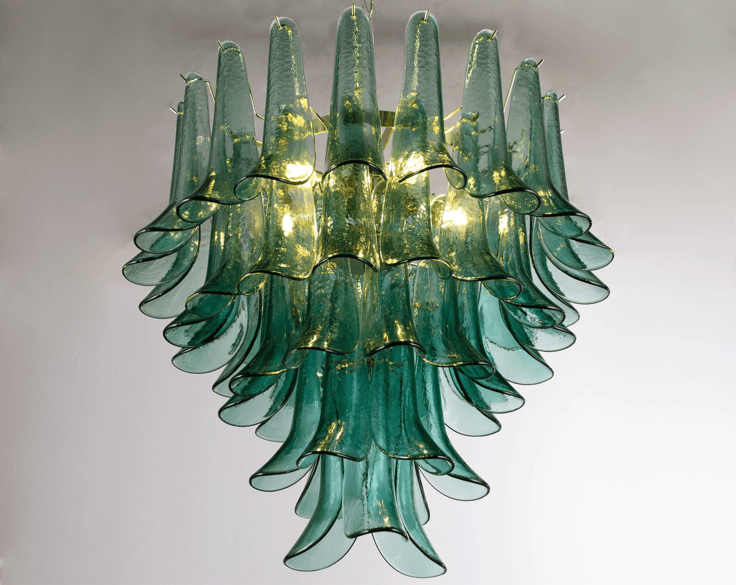 Petali Chandelier - YIOSI