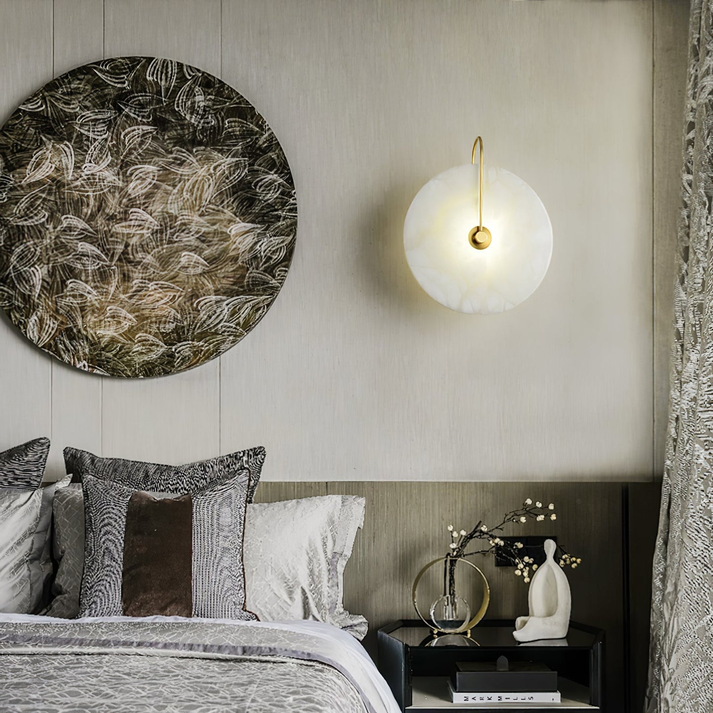 Vakkerlight Alabaster LED Wall Lamp with Gold Black Finish