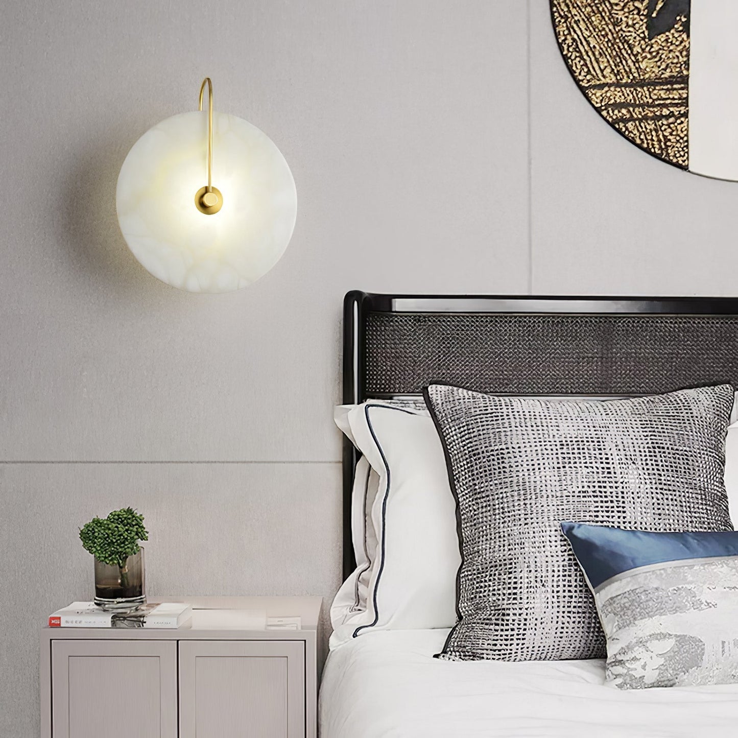 Vakkerlight Alabaster LED Wall Lamp with Gold Black Finish