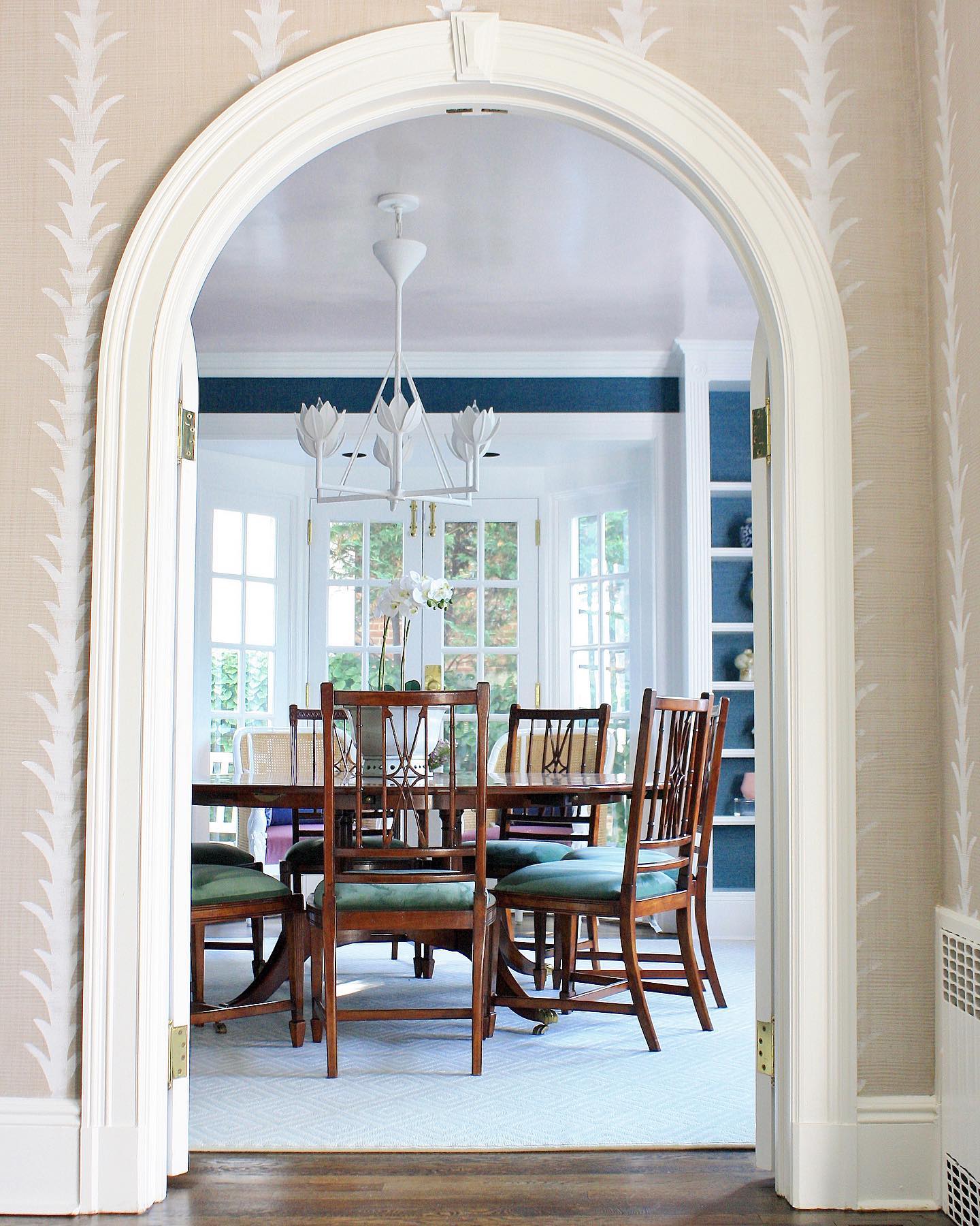 Alberto Lotus Bloom Chandelier - YIOSI