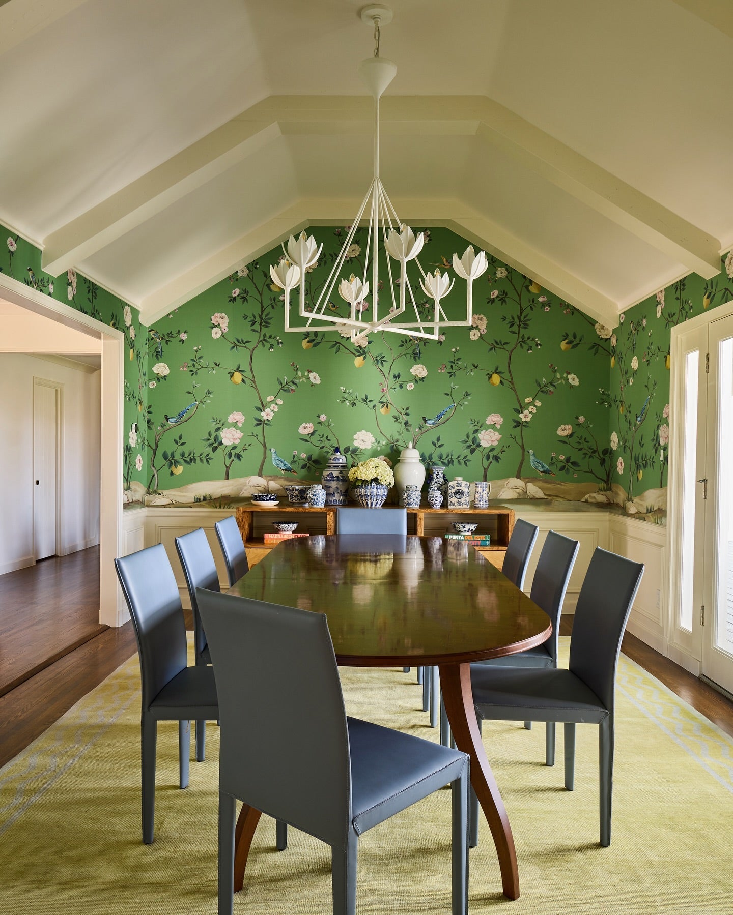 Alberto Lotus Bloom Chandelier - YIOSI