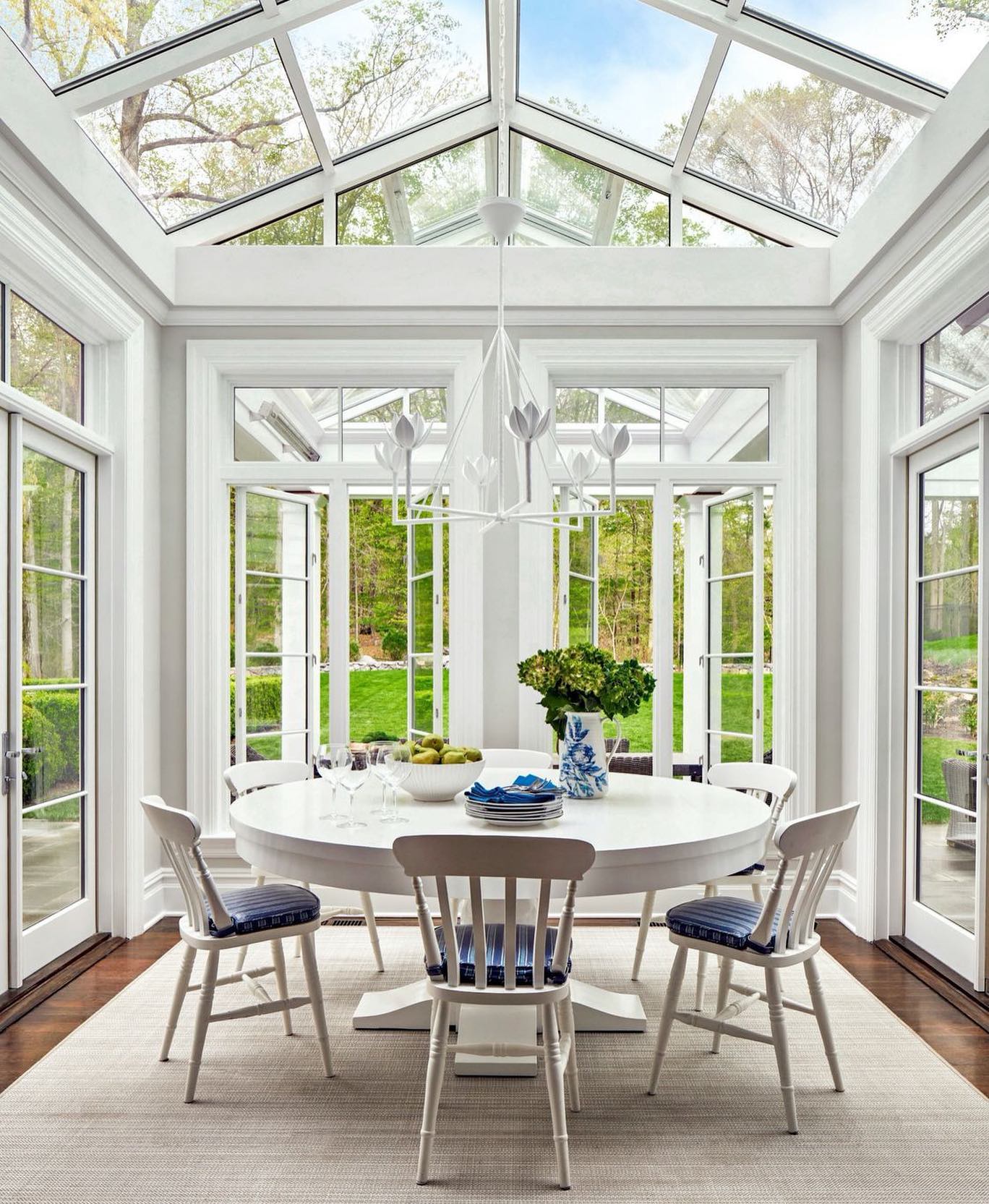 Alberto Lotus Bloom Chandelier - YIOSI