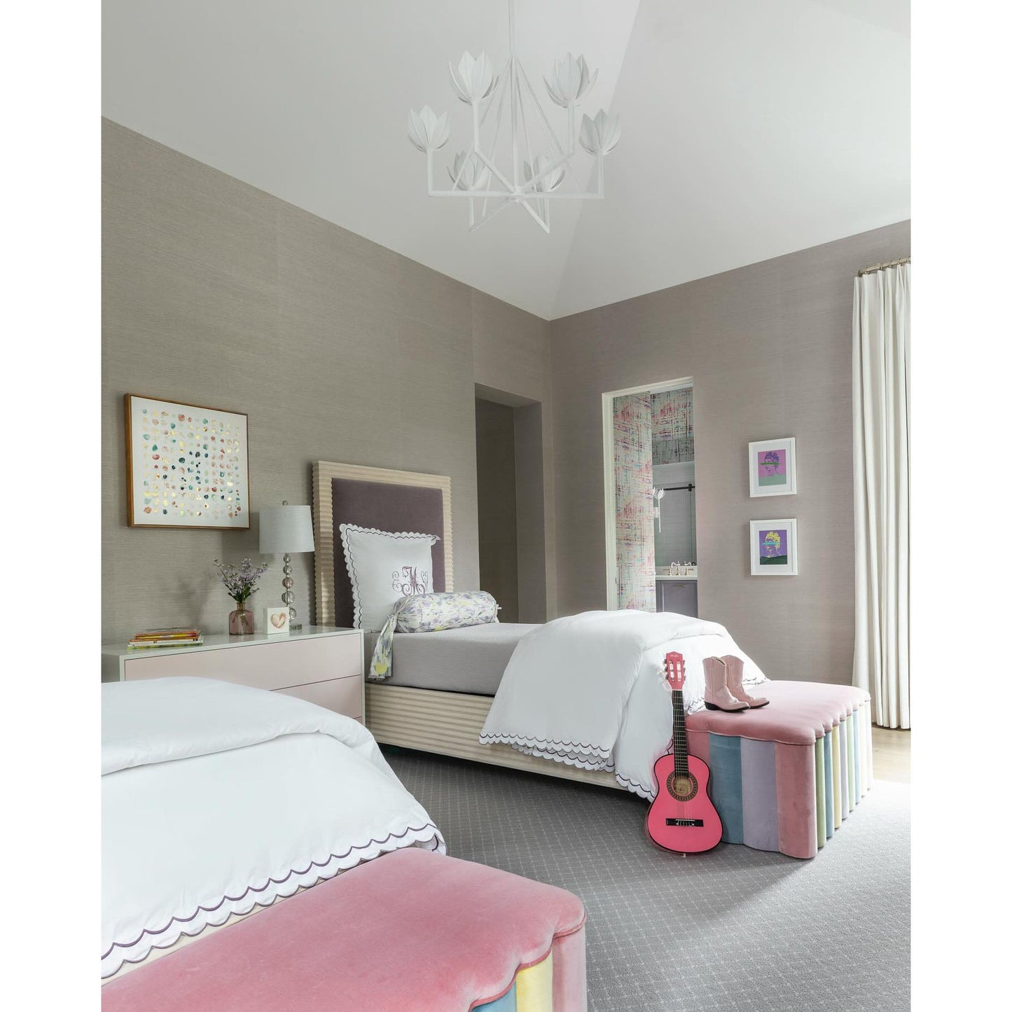 Alberto Lotus Bloom Chandelier - YIOSI