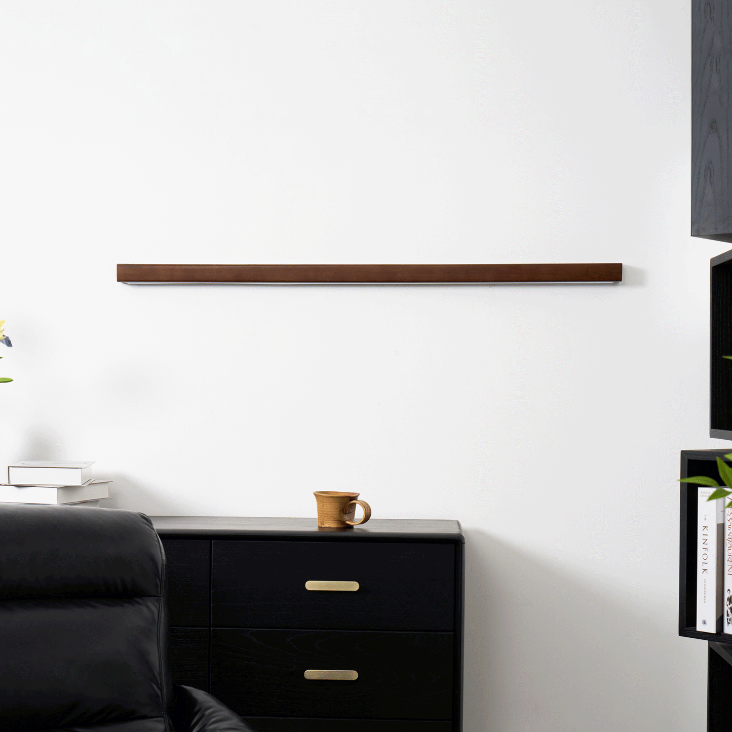 Arlo Linear Wood Wall Light – Natural Warmth Slim Modern Design