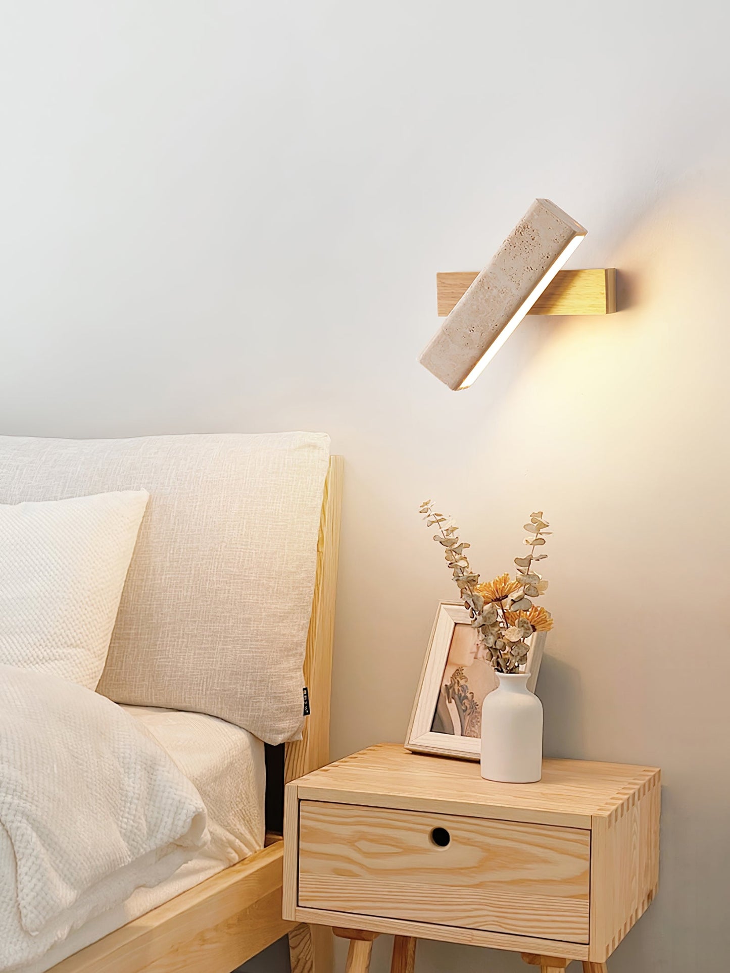 Axis Linear Wall Lamp - YIOSI