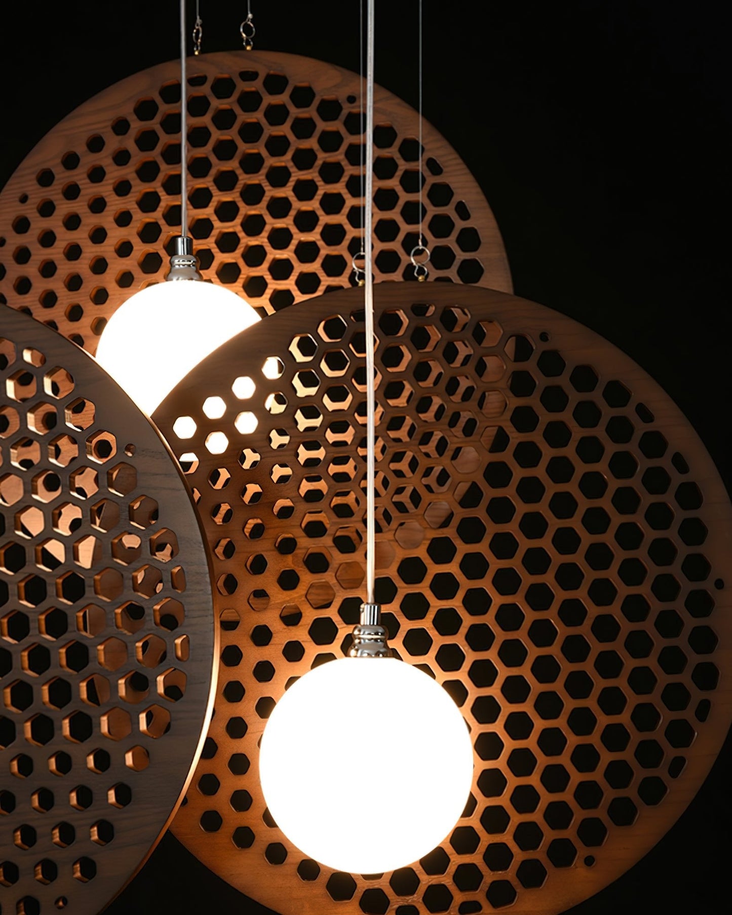 Bee Plate Chandelier - YIOSI