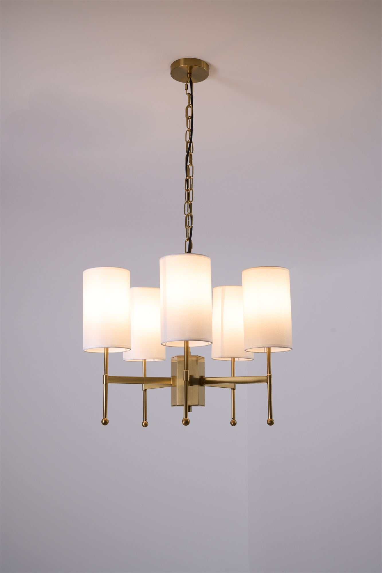 Brilliancess Brass Chandelier - YIOSI