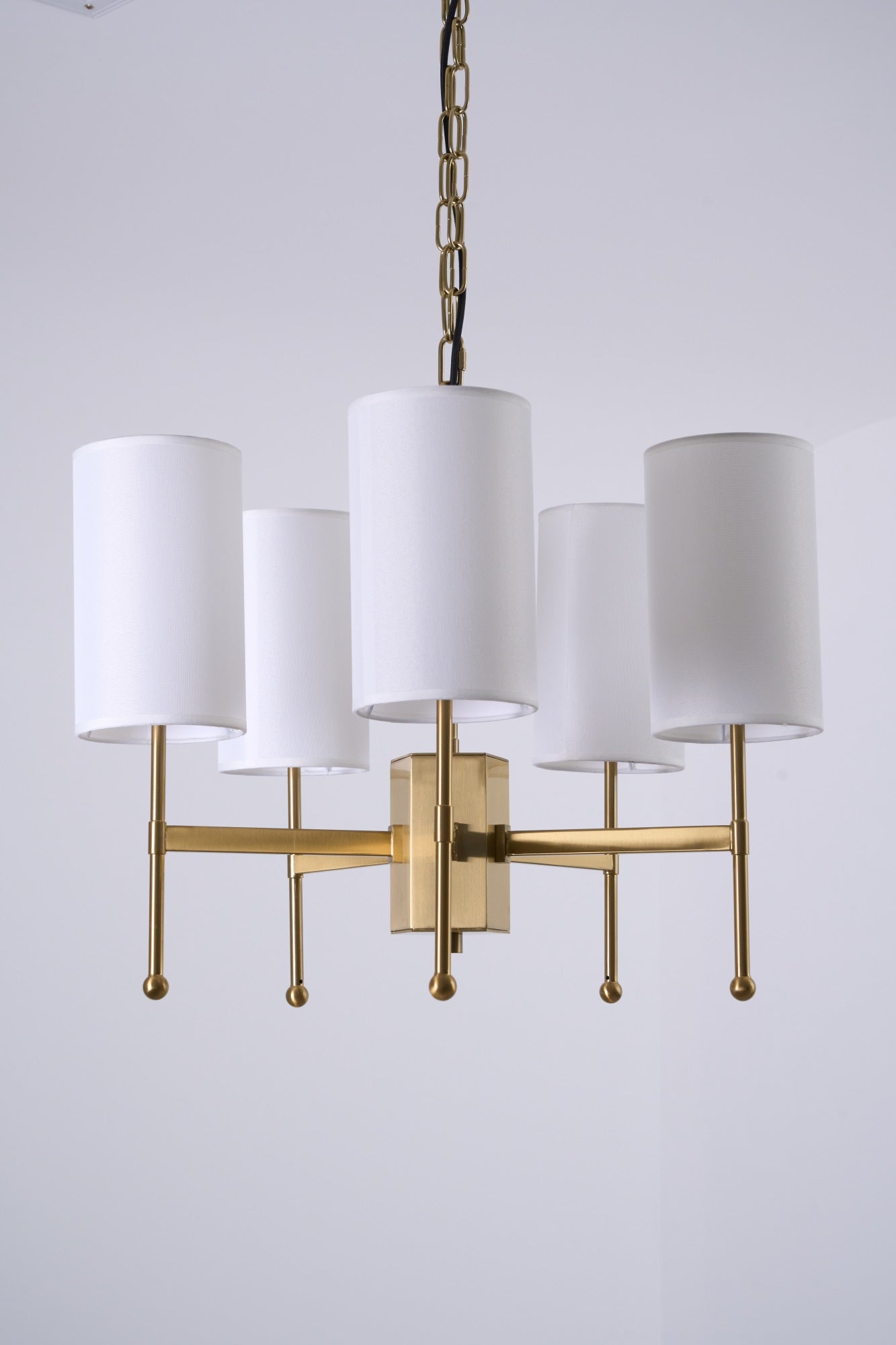 Brilliancess Brass Chandelier - YIOSI