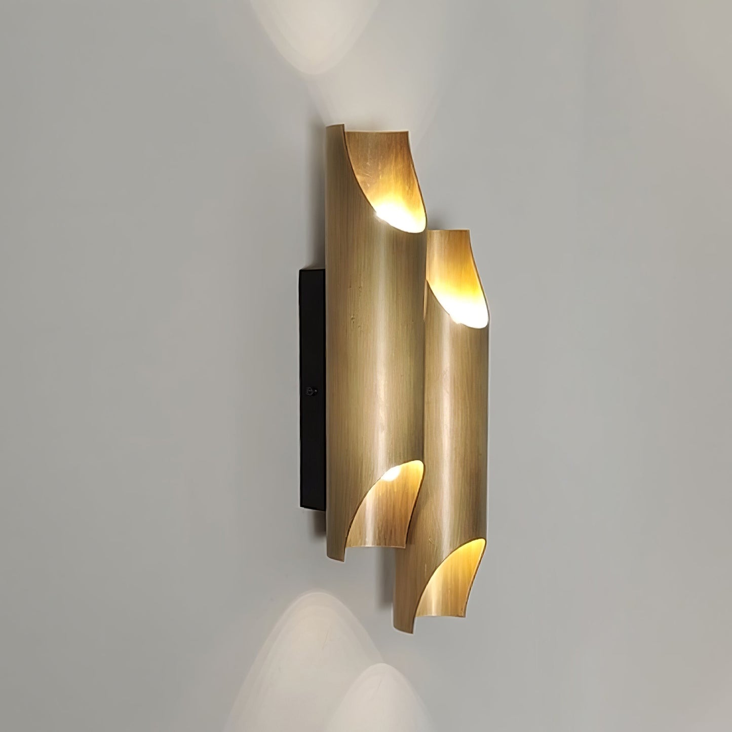 Elegant Callahan Brass Wall Lamp with Dual-Tube Design