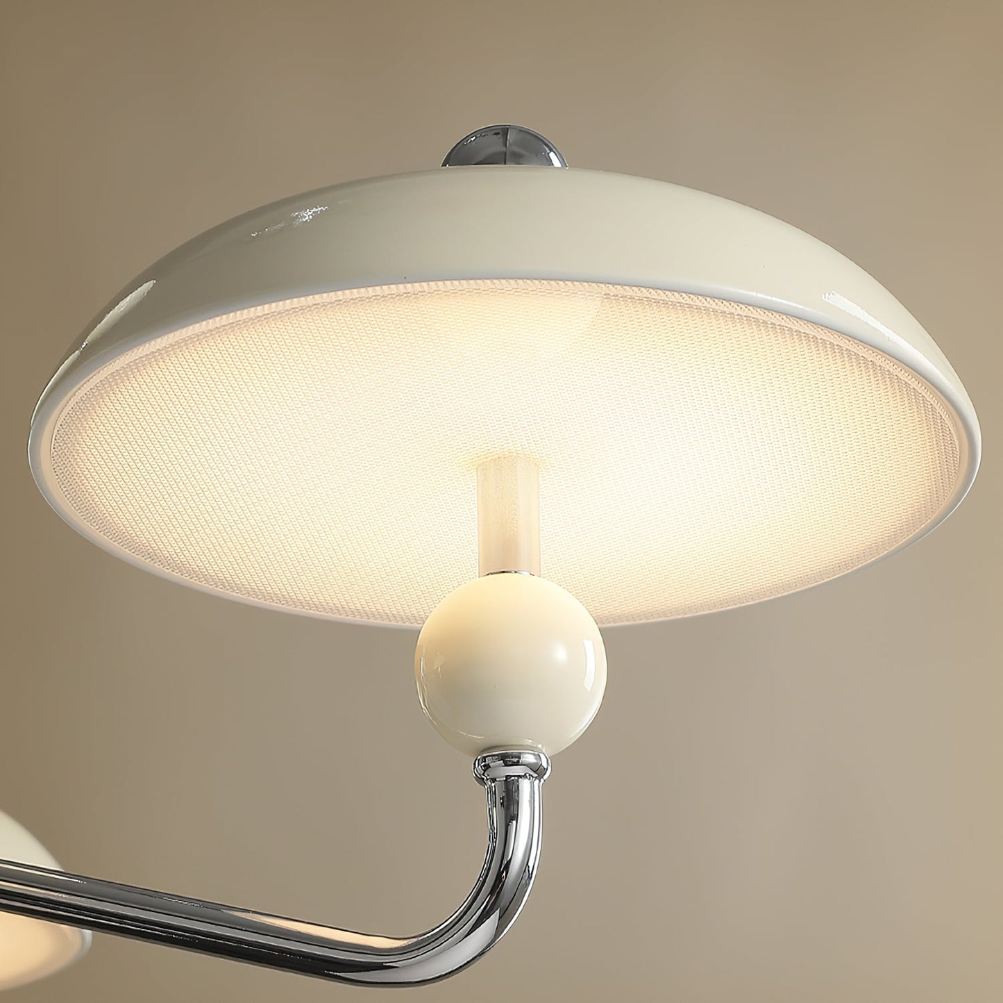 Celvara Chandelie - YIOSI