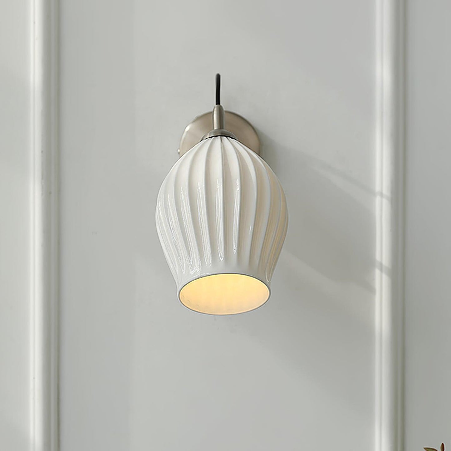 Ceramic Ribbed Wall light - YIOSI