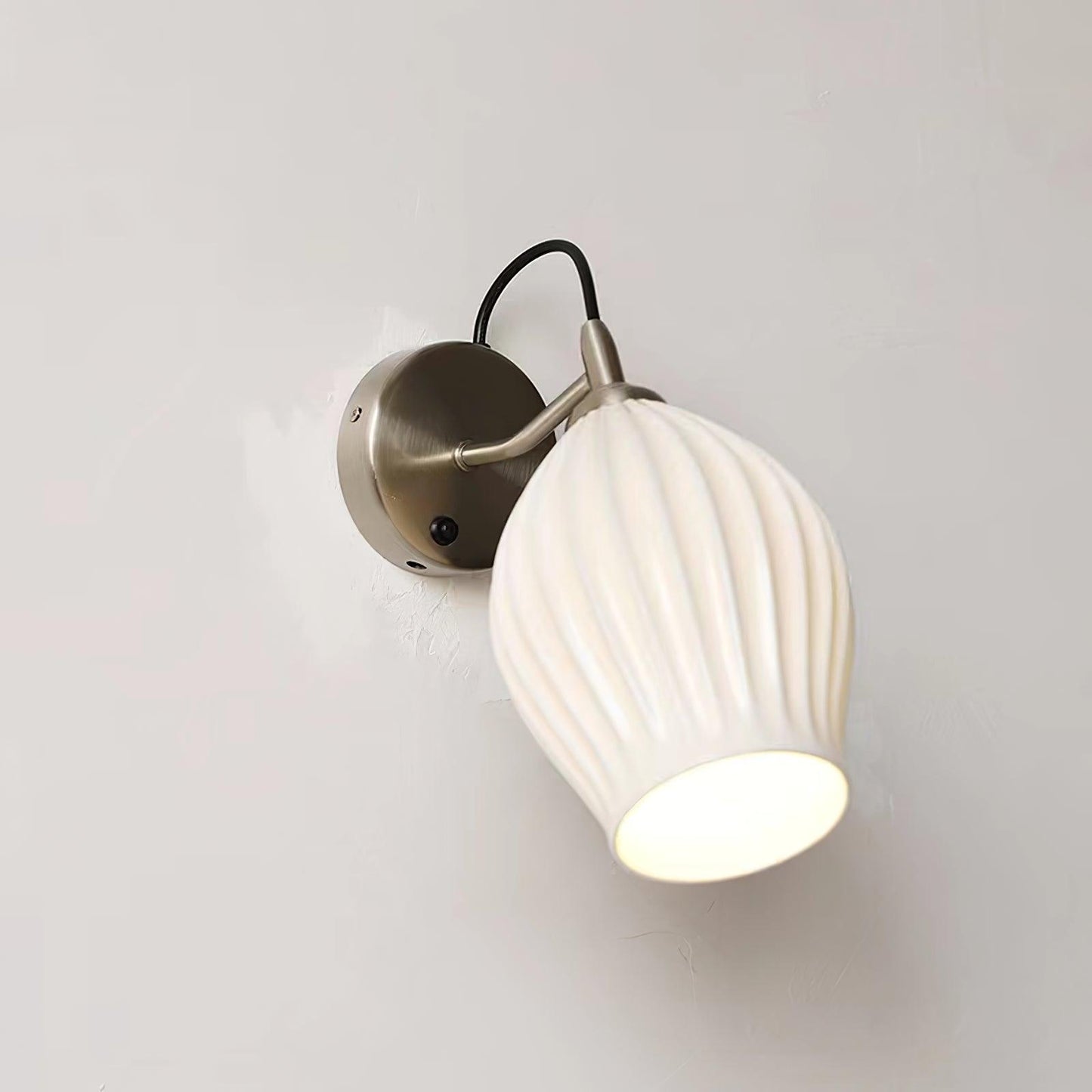 Ceramic Ribbed Wall light - YIOSI