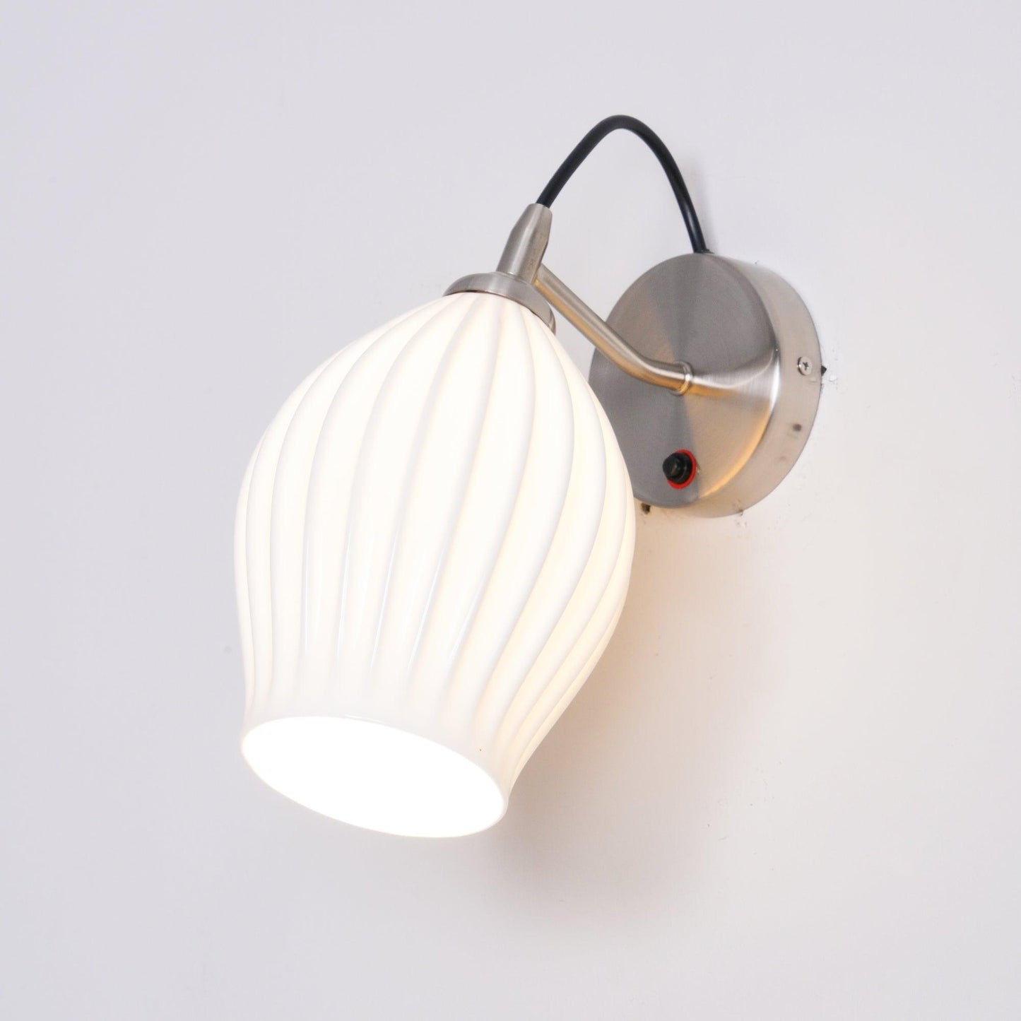 Ceramic Ribbed Wall light - YIOSI