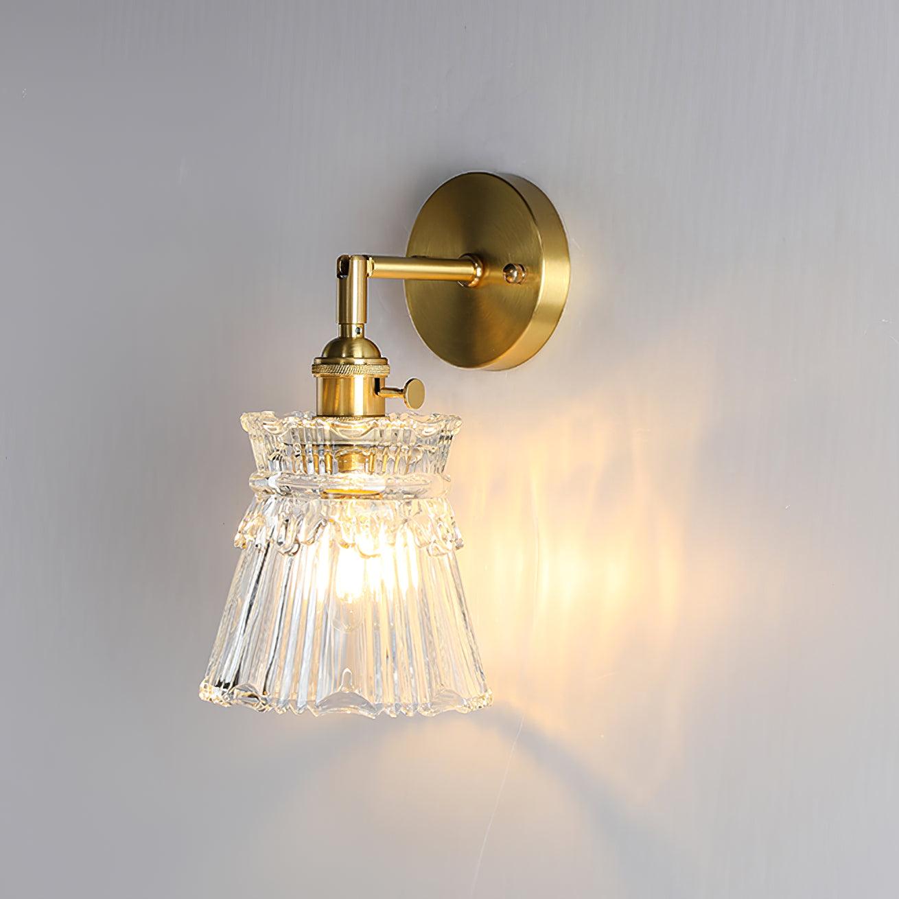 Chaika Brass & Clear Glass Wall Lamp – Classic Modern Elegance