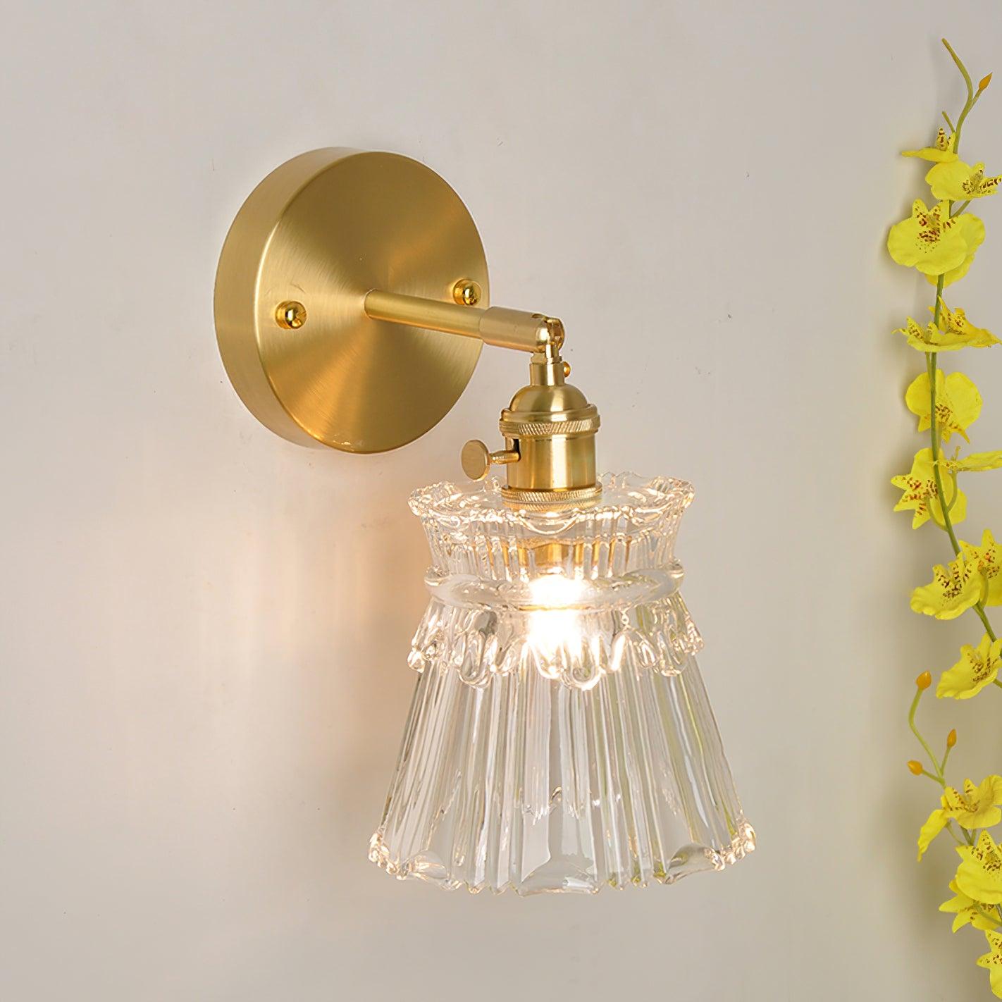 Chaika Brass & Clear Glass Wall Lamp – Classic Modern Elegance