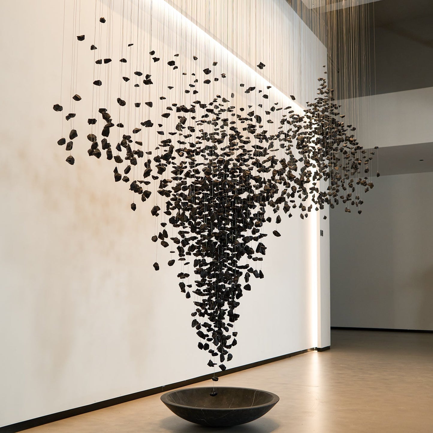 Charcoal Shape Hourglass Chandelier - YIOSI