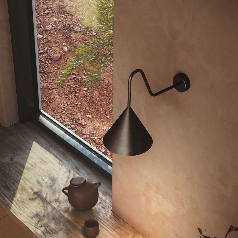 Vakkerlight Cone Metal Wall Lamp – Gold/Black Warm Light