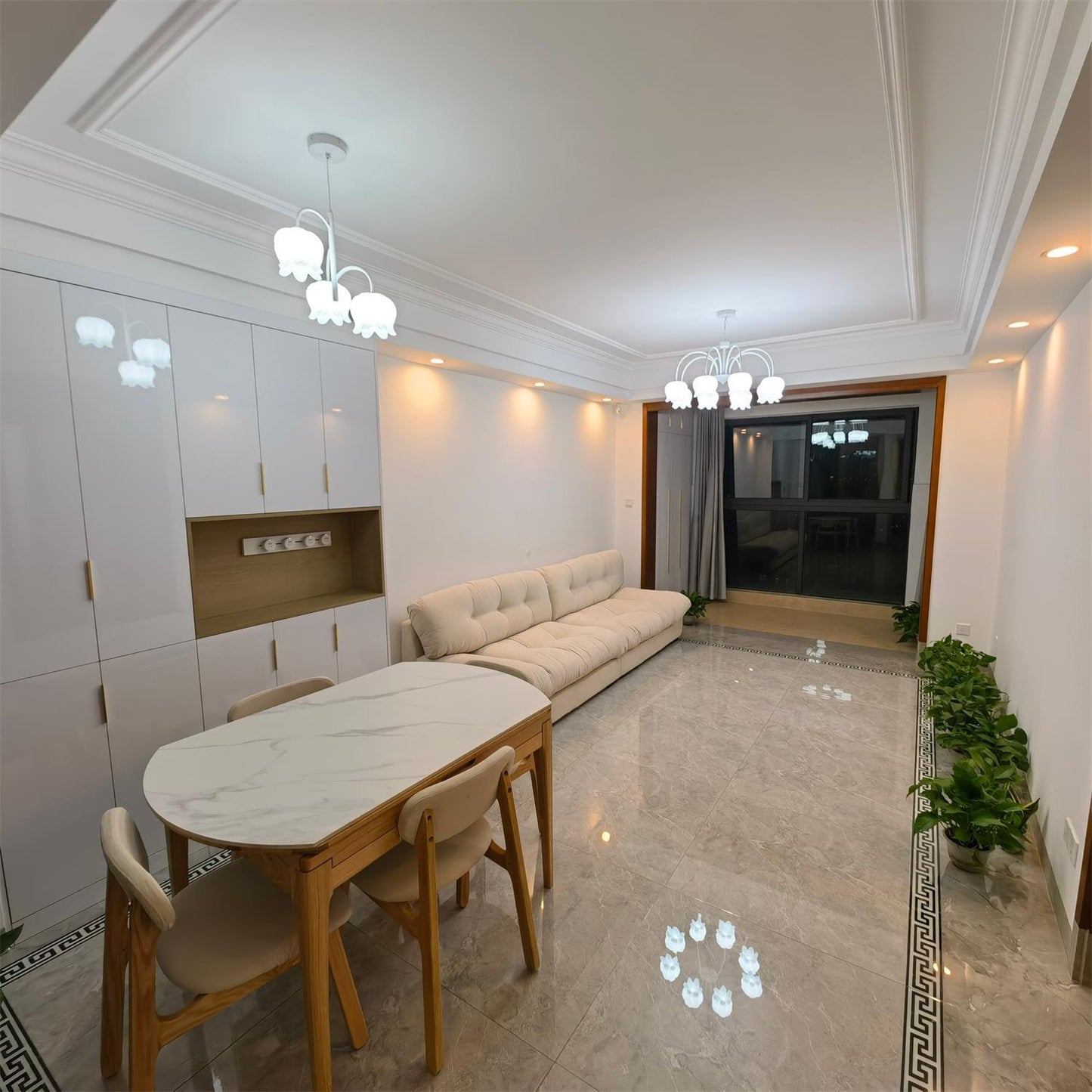 Curved Arm Bell Chandelier - YIOSI