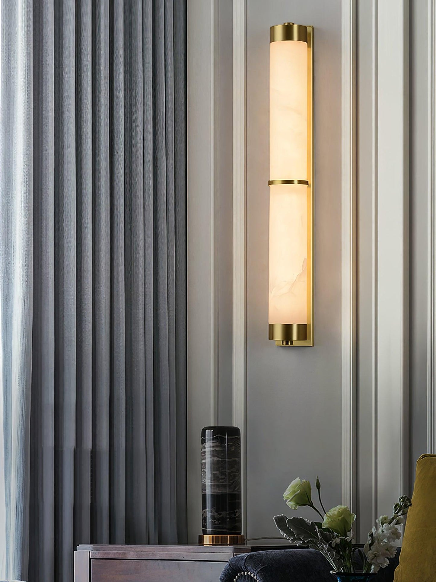 Cylindra Alabaster Brass Wall Light - YIOSI