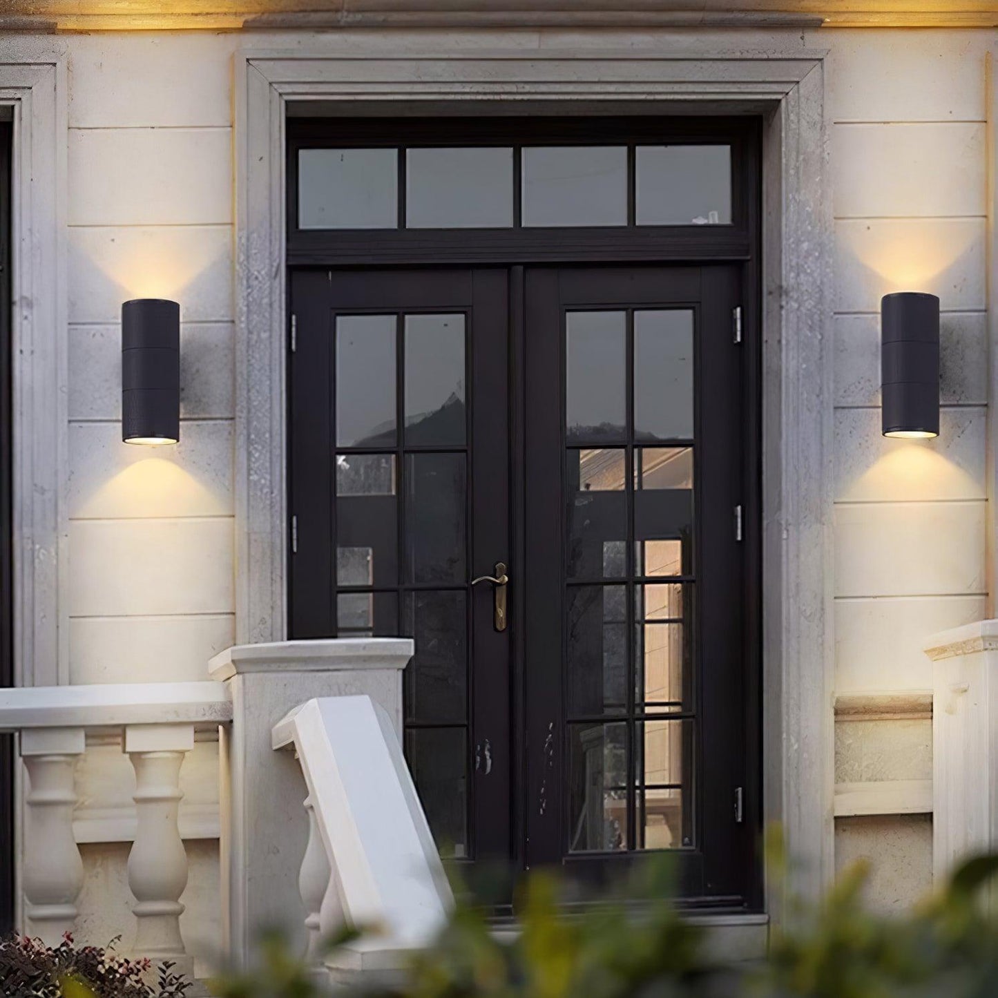 Vakkerlight Cylindrical Outdoor Wall Light – 4.3