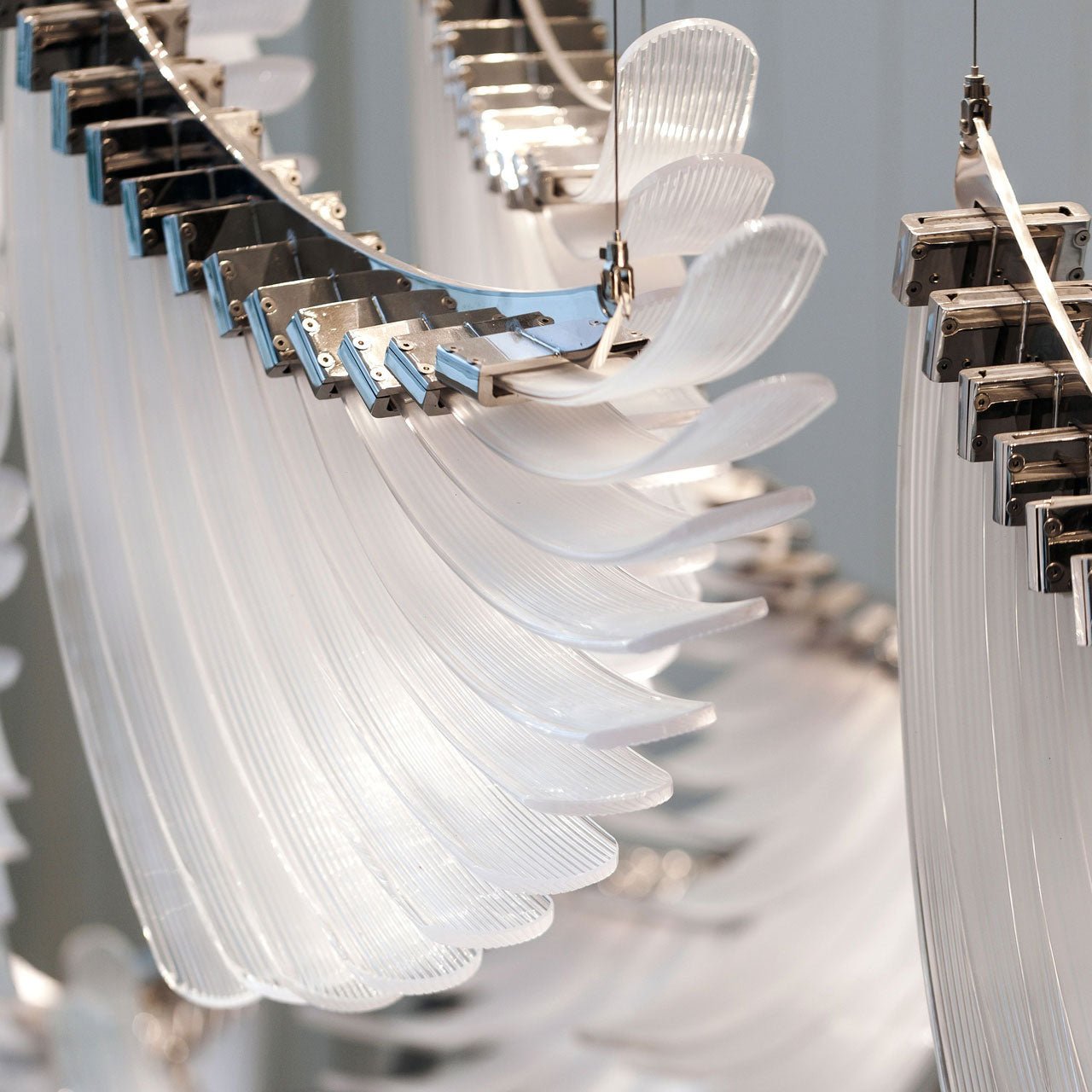 Bird Feather Wings Chandelier - YIOSI