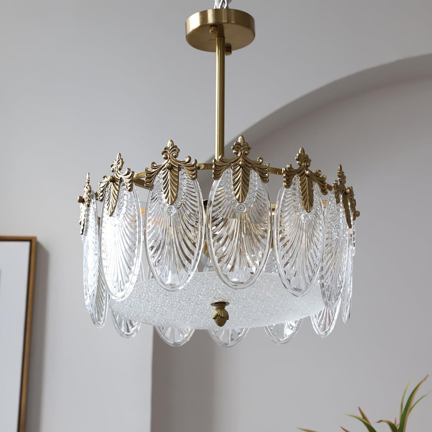 Decorative Pattern Glass Round Chandelier - YIOSI