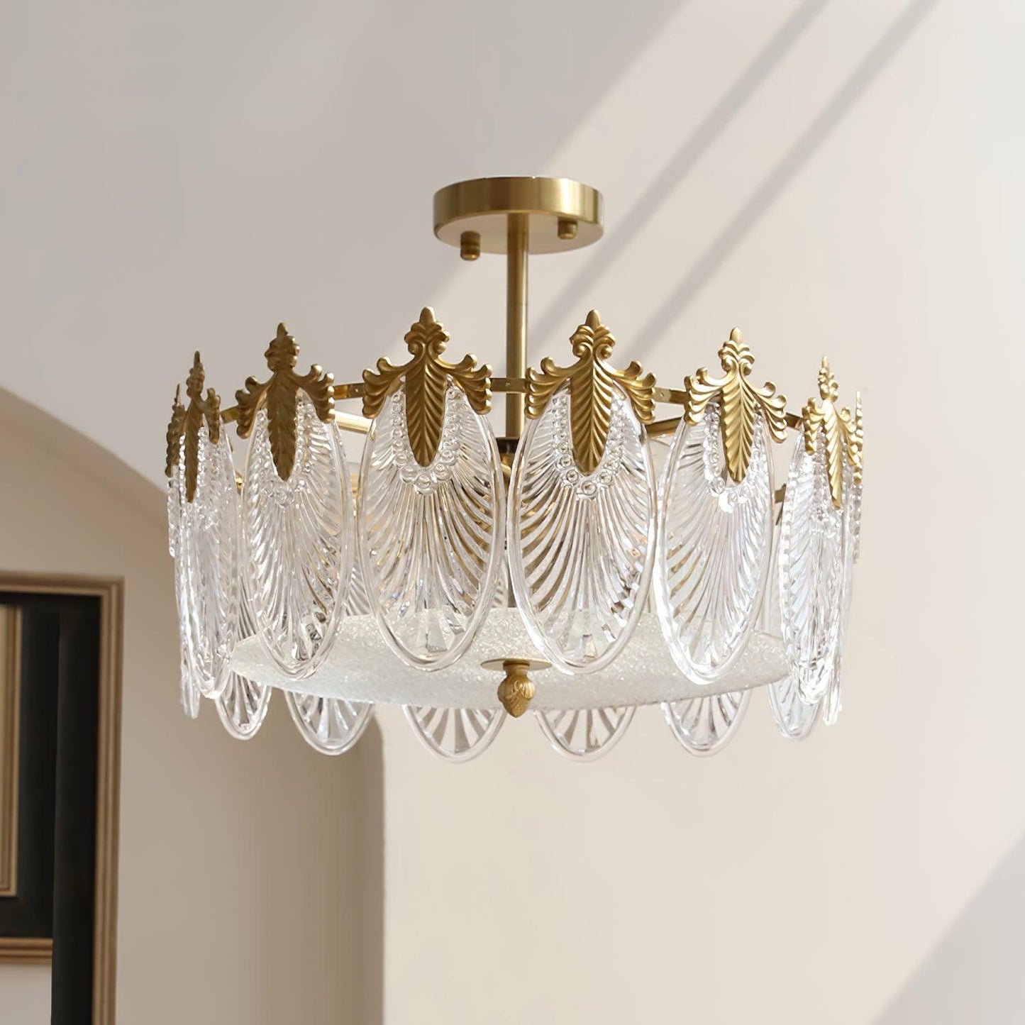Decorative Pattern Glass Round Chandelier - YIOSI