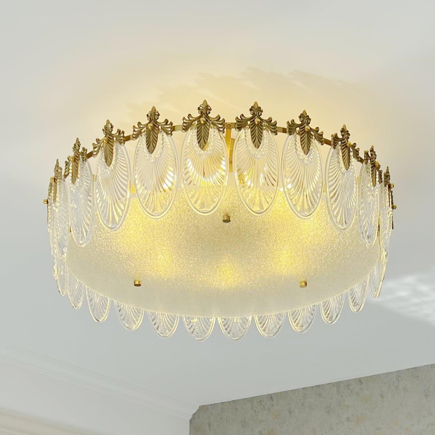 Decorative Pattern Glass Round Chandelier - YIOSI