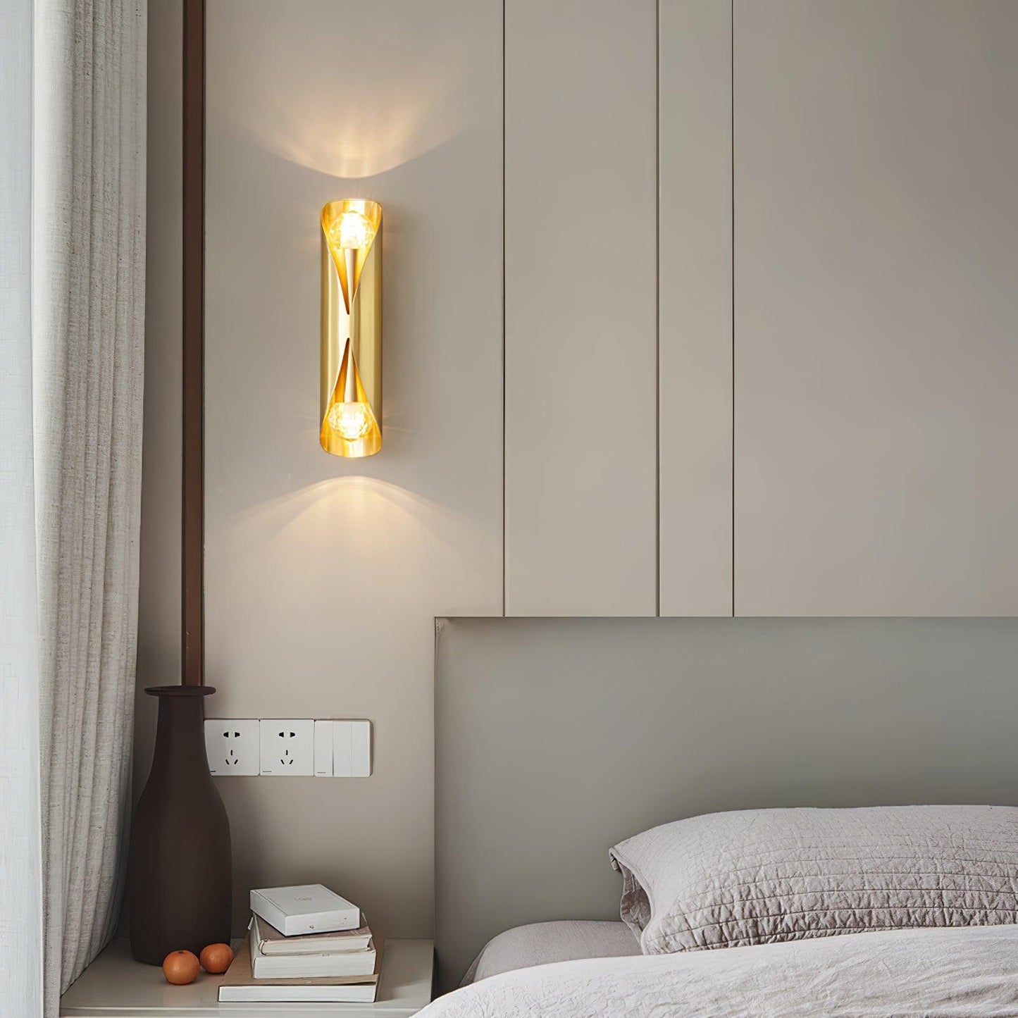 Diamonds Brass Wall Lamp - YIOSI