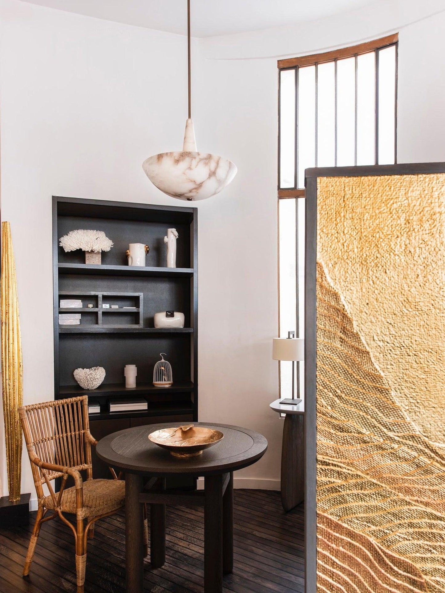 Elegant Domus Alabaster Chandelier with Integrated LED Premium