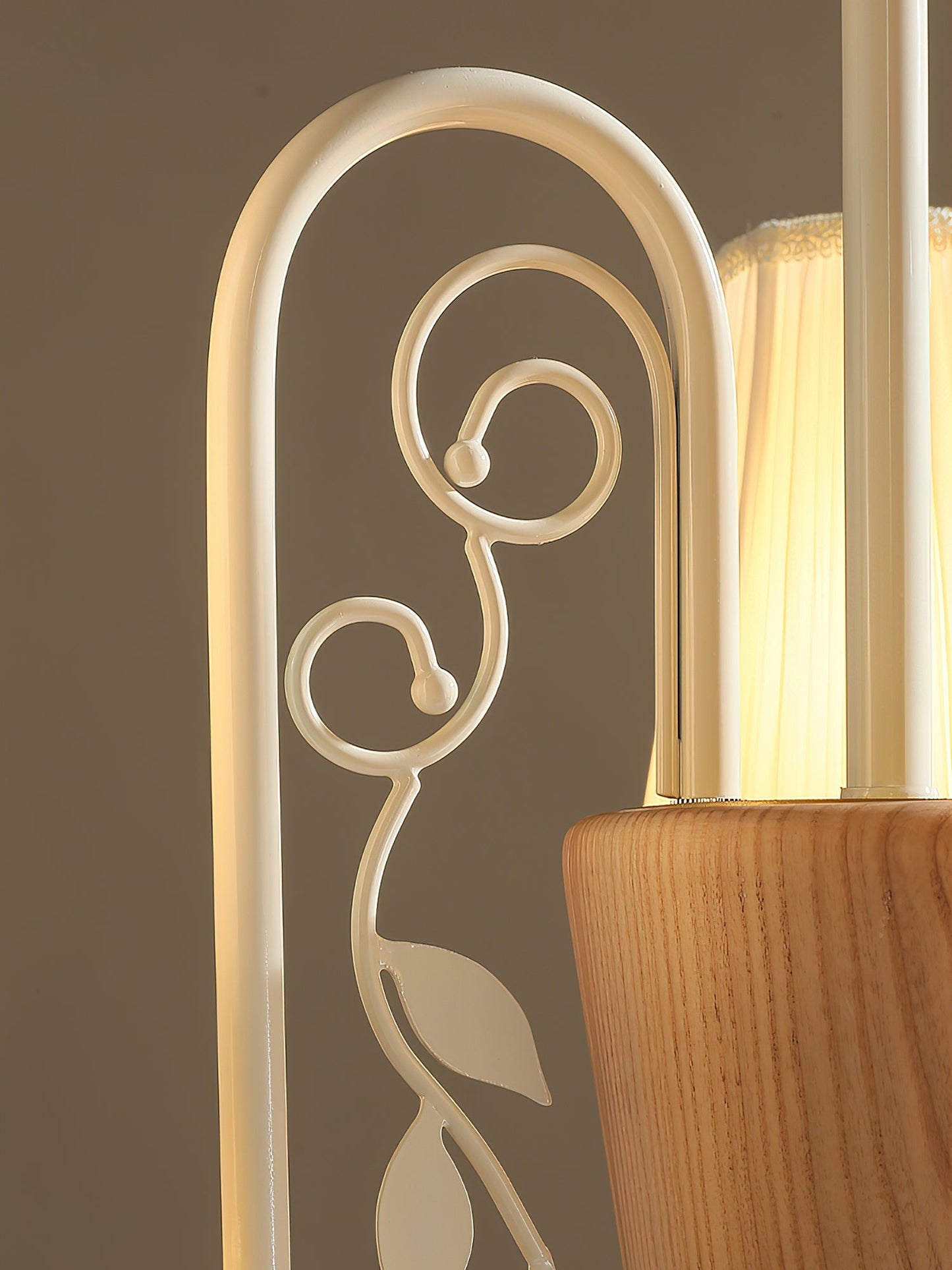 Evelora Chandelier - YIOSI