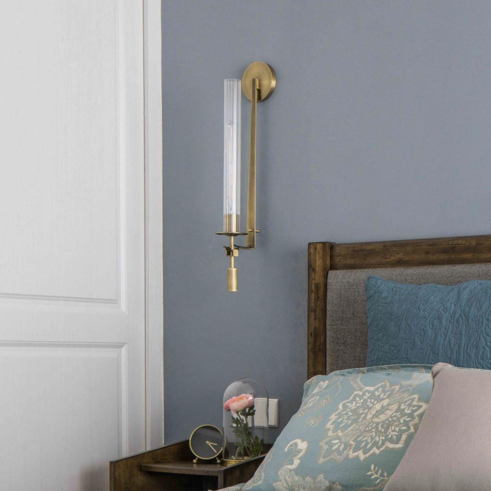 Elegant French Classicism Fontanelle Wall Lamp – Brass & Glass Sconce