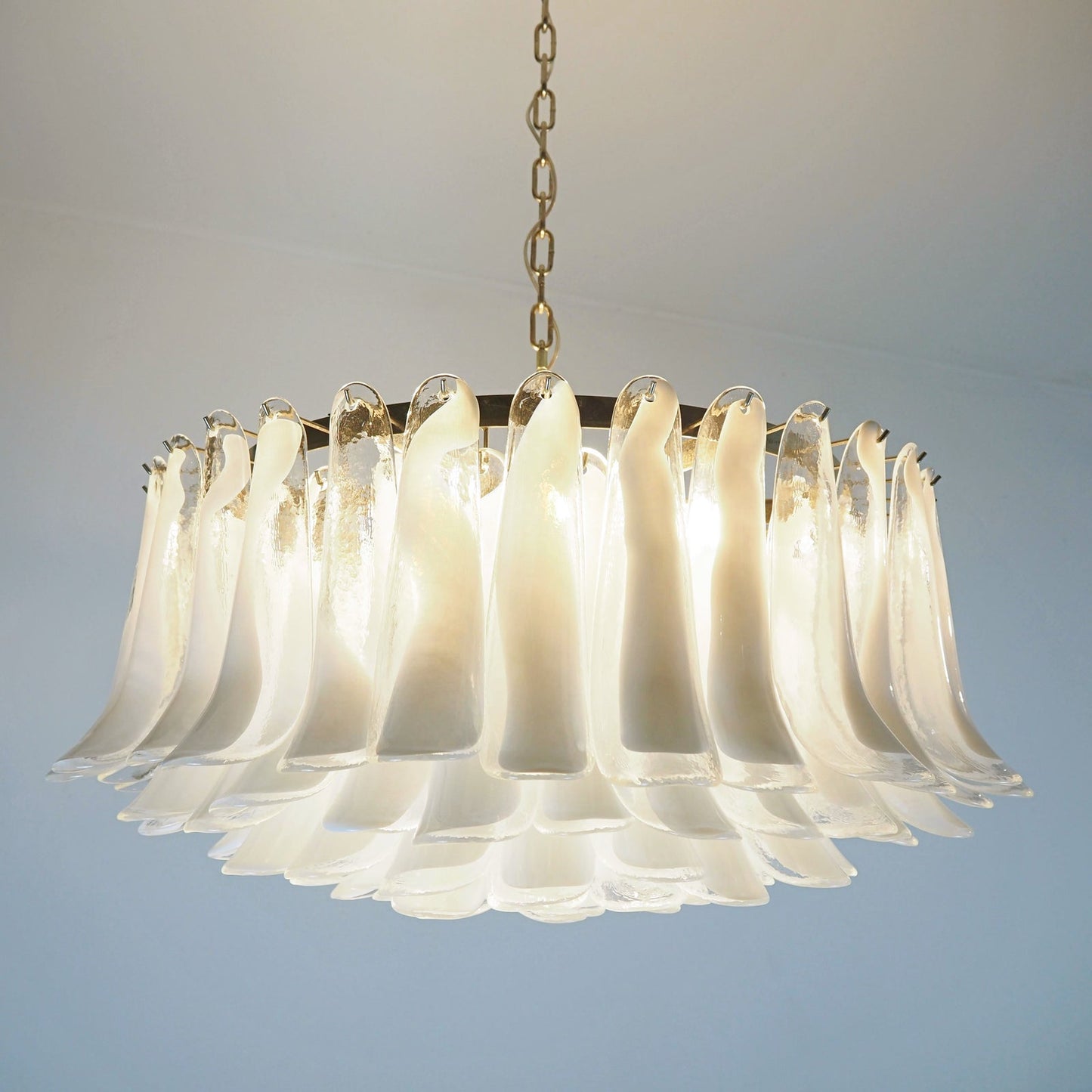 Petals White Murano Chandelier - YIOSI