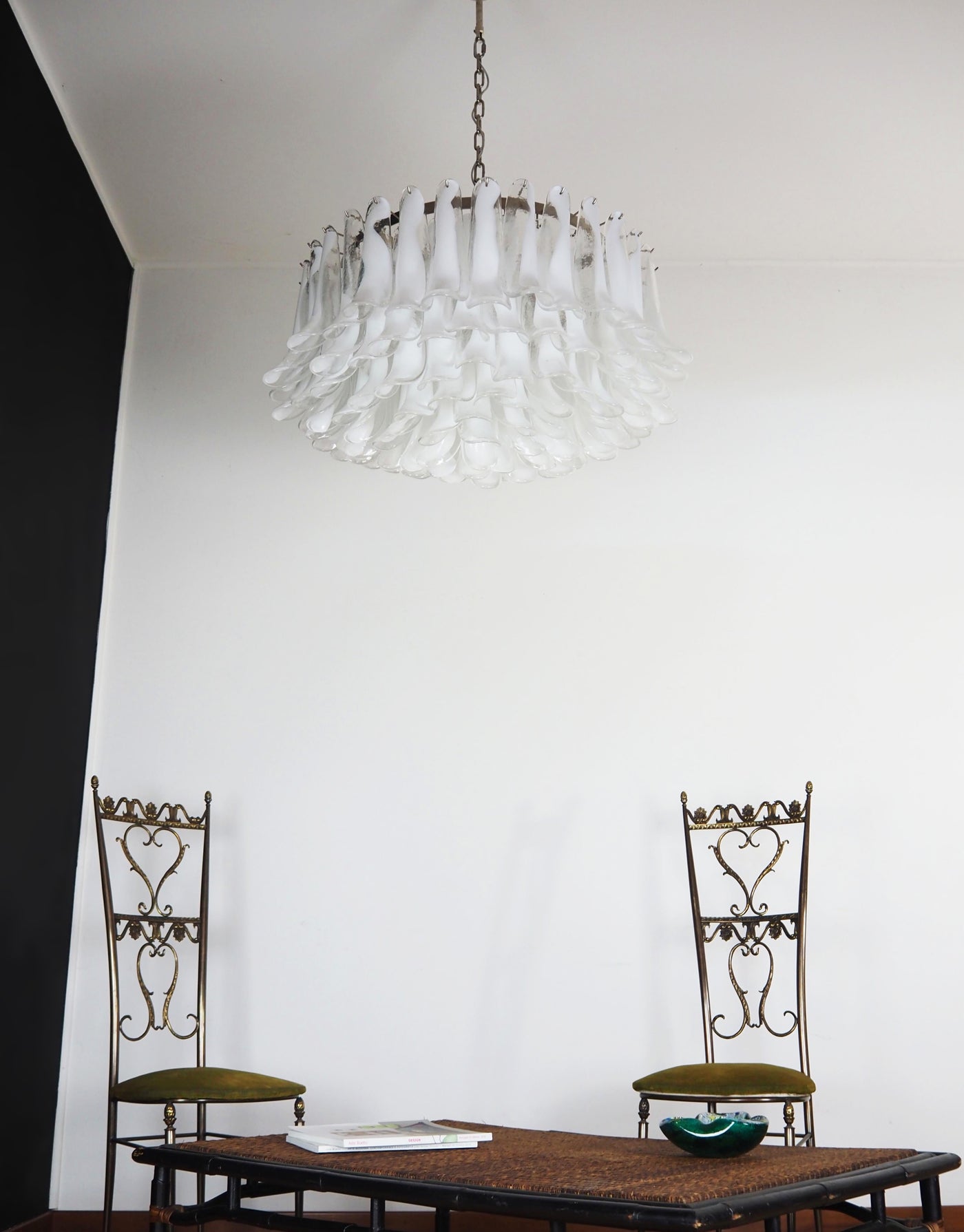Petals White Murano Chandelier - YIOSI