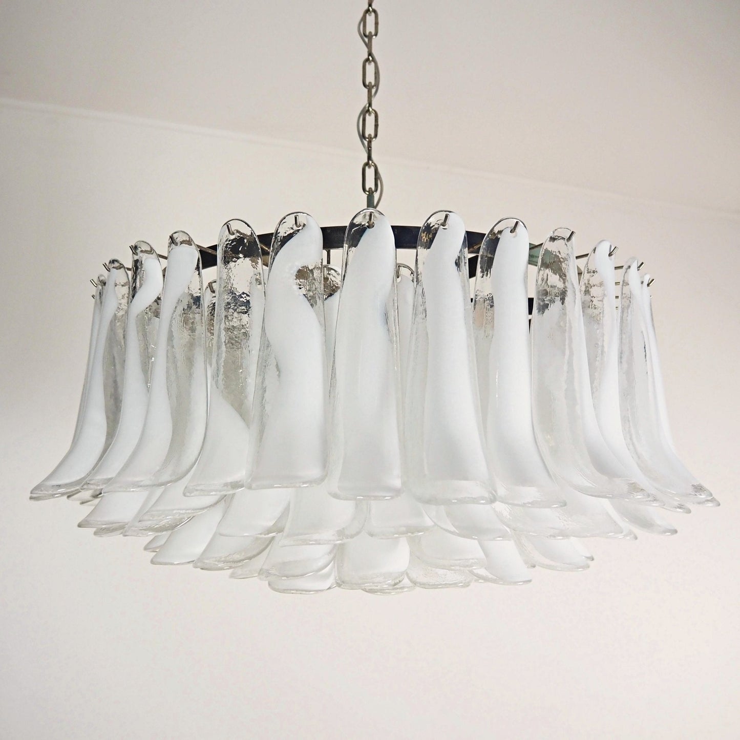 Petals White Murano Chandelier - YIOSI