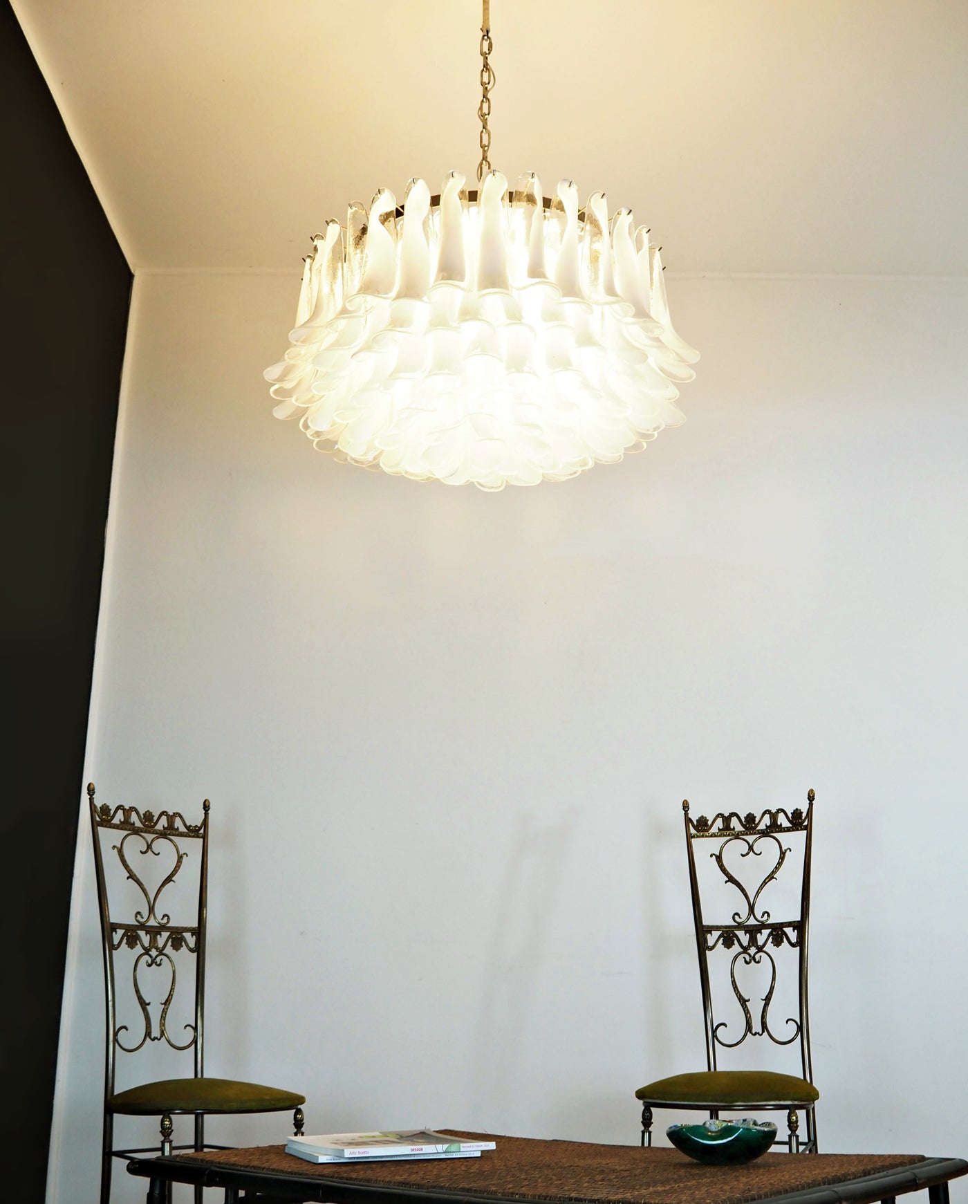 Petals White Murano Chandelier - YIOSI
