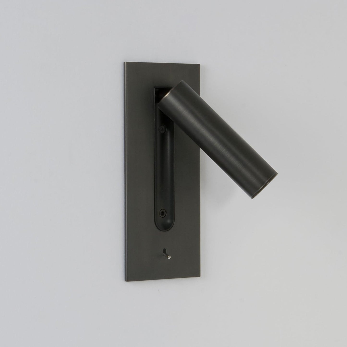 Vakker Folded Back Bedside Wall Lamp with Adjustable LED