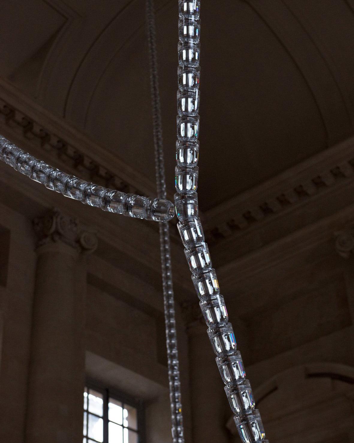 Gabriel Chandelier J - YIOSI