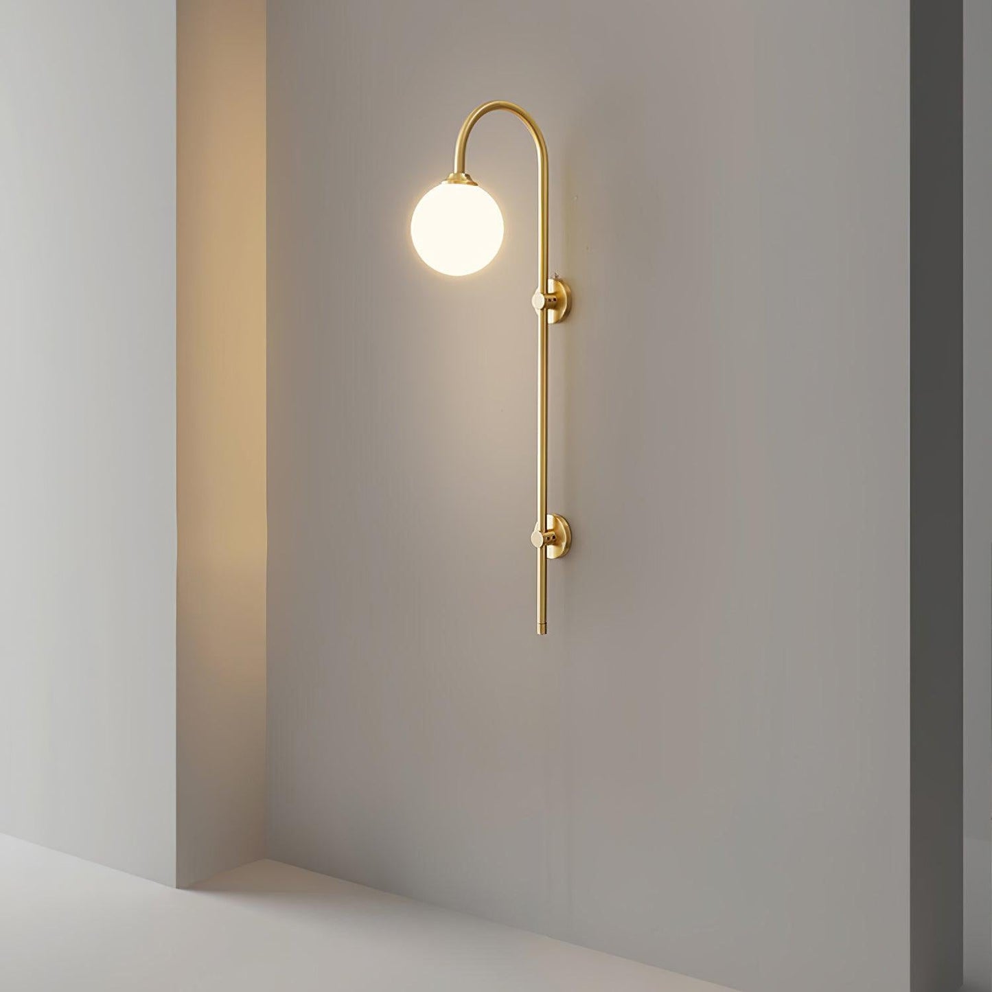Globe Brass Wall Sconce - YIOSI